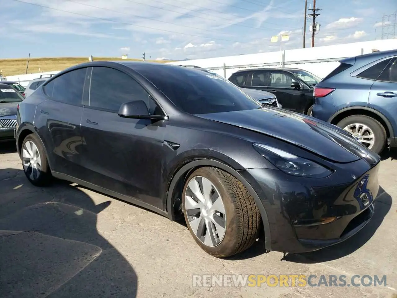 4 fotografías del automóvil dañado 7SAYGDEE3RF075092 TESLA MODEL Y 2024
