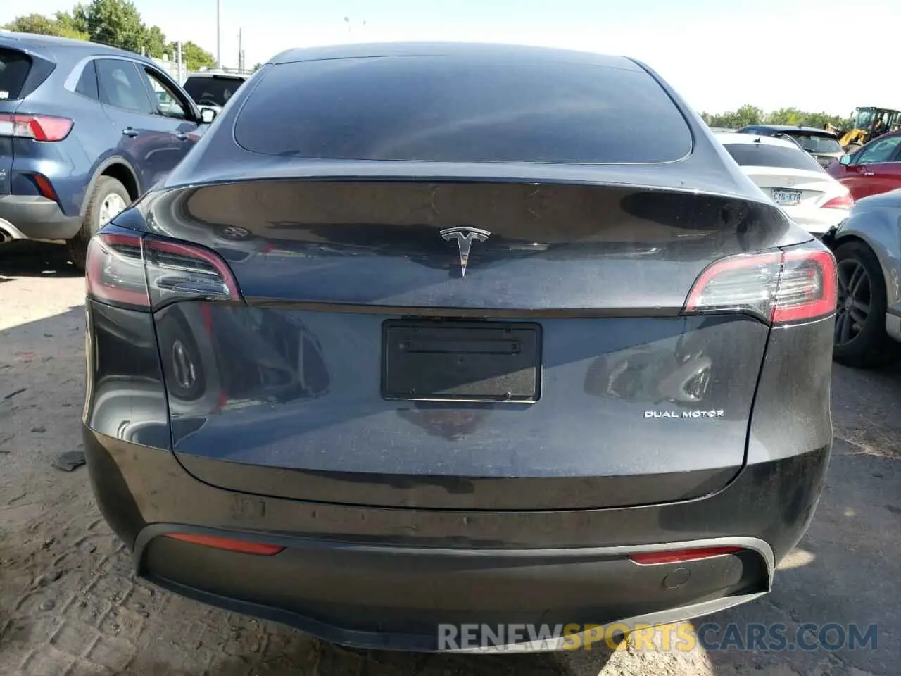 6 fotografías del automóvil dañado 7SAYGDEE3RF075092 TESLA MODEL Y 2024