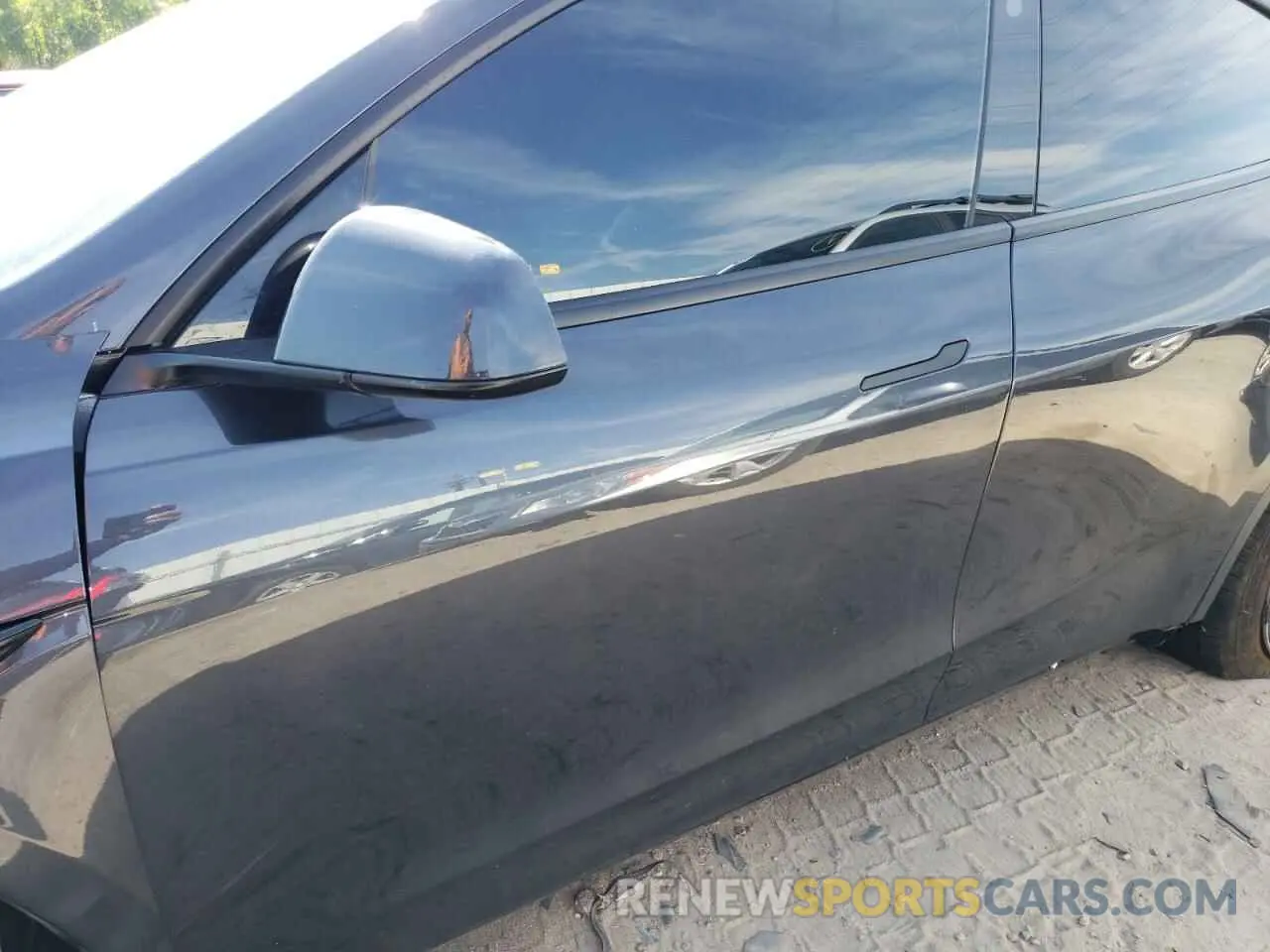 7 fotografías del automóvil dañado 7SAYGDEE3RF075092 TESLA MODEL Y 2024