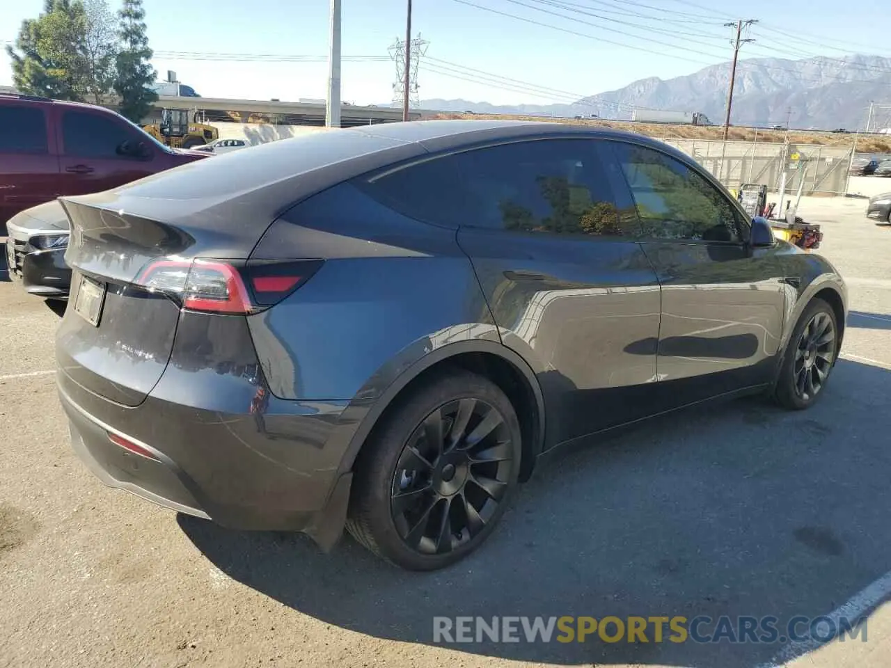 3 fotografías del automóvil dañado 7SAYGDEE4RA225529 TESLA MODEL Y 2024