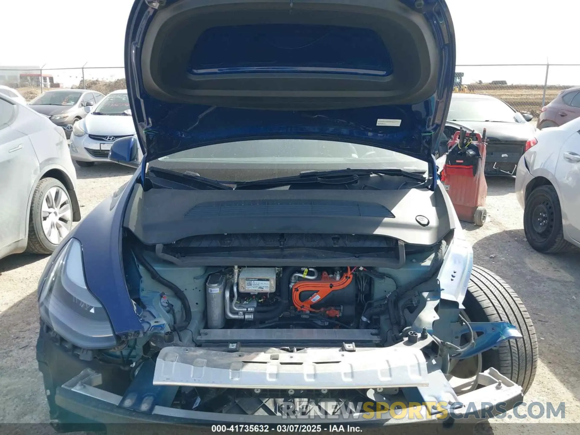 10 fotografías del automóvil dañado 7SAYGDEE4RA247417 TESLA MODEL Y 2024