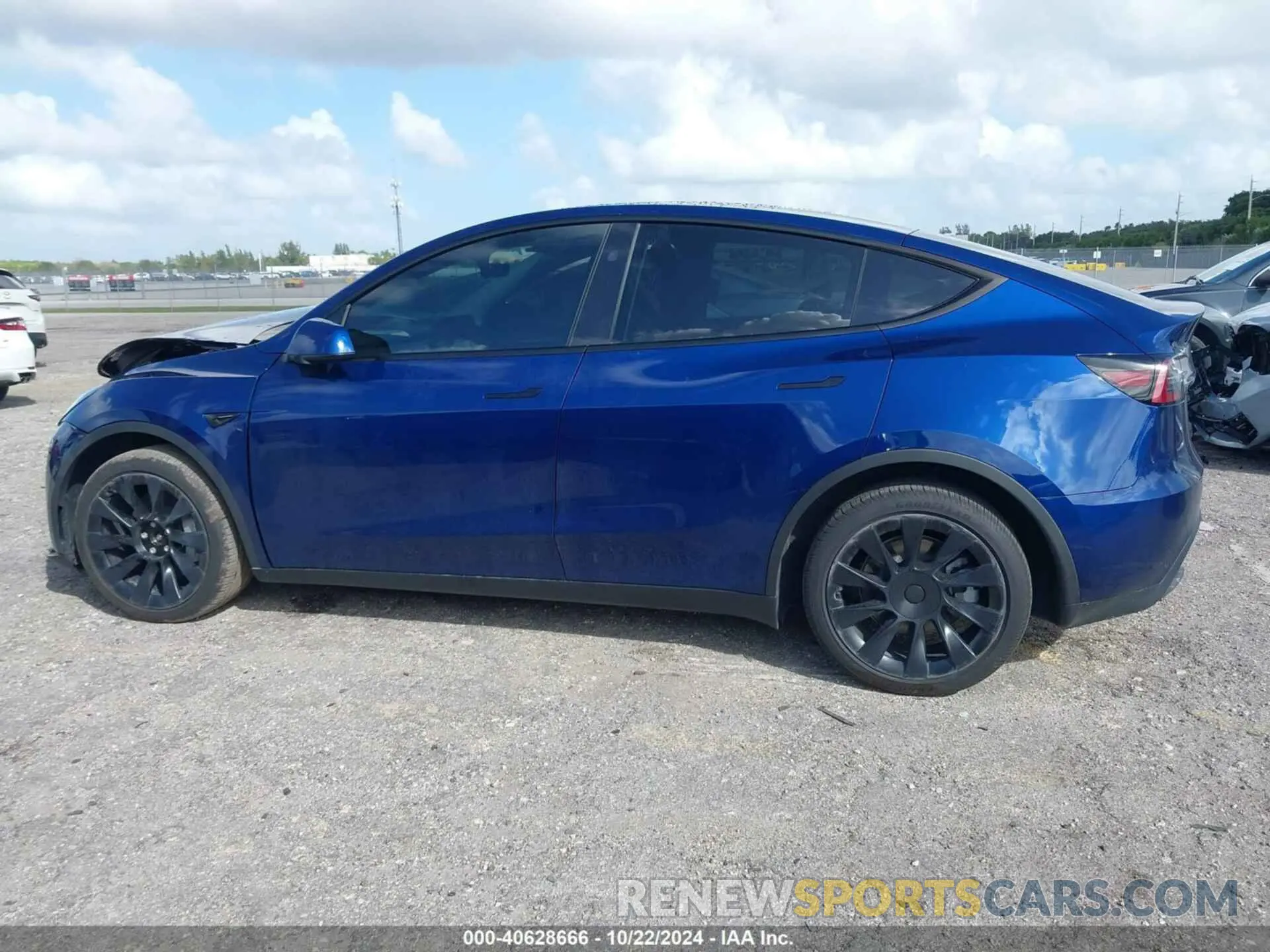 14 fotografías del automóvil dañado 7SAYGDEE4RA249149 TESLA MODEL Y 2024