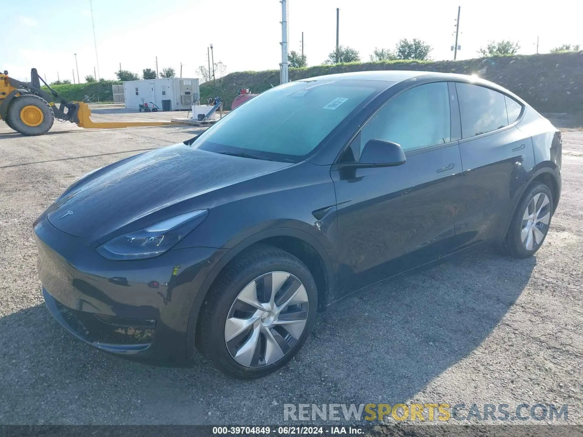 2 fotografías del automóvil dañado 7SAYGDEE4RA283088 TESLA MODEL Y 2024