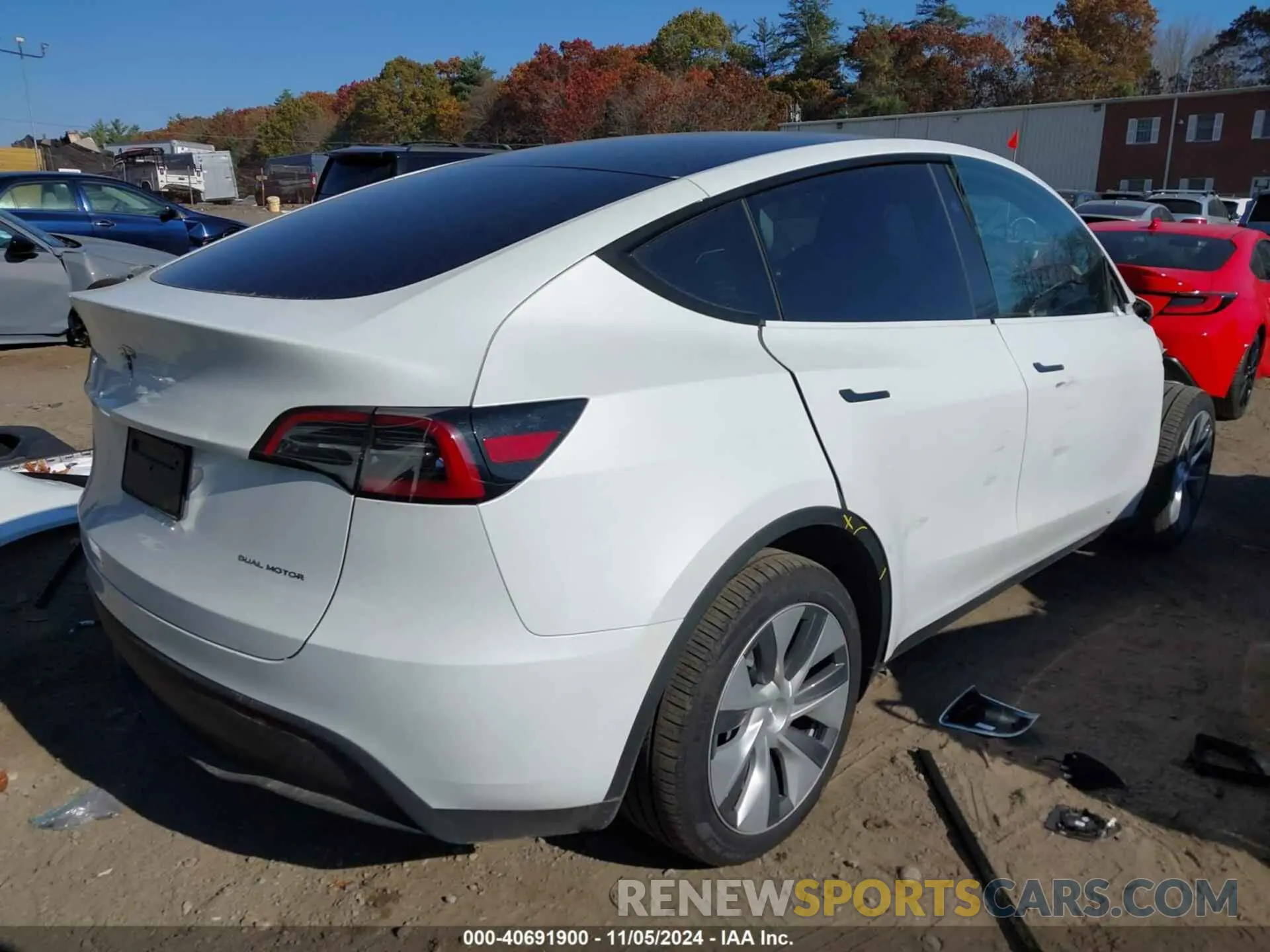 4 fotografías del automóvil dañado 7SAYGDEE4RA285178 TESLA MODEL Y 2024