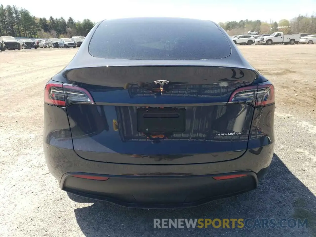 6 fotografías del automóvil dañado 7SAYGDEE4RA325095 TESLA MODEL Y 2024