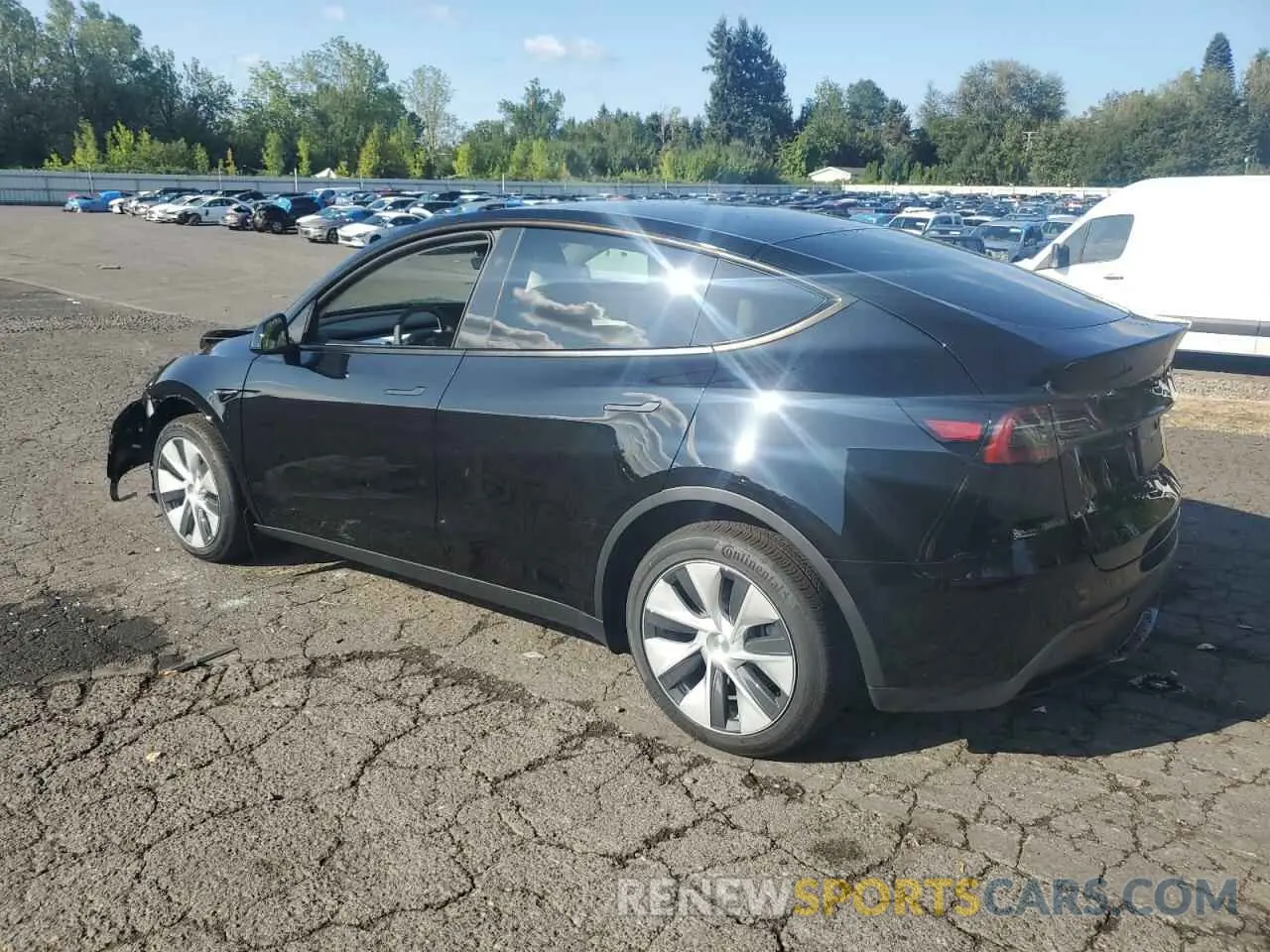 2 fotografías del automóvil dañado 7SAYGDEE4RF075098 TESLA MODEL Y 2024