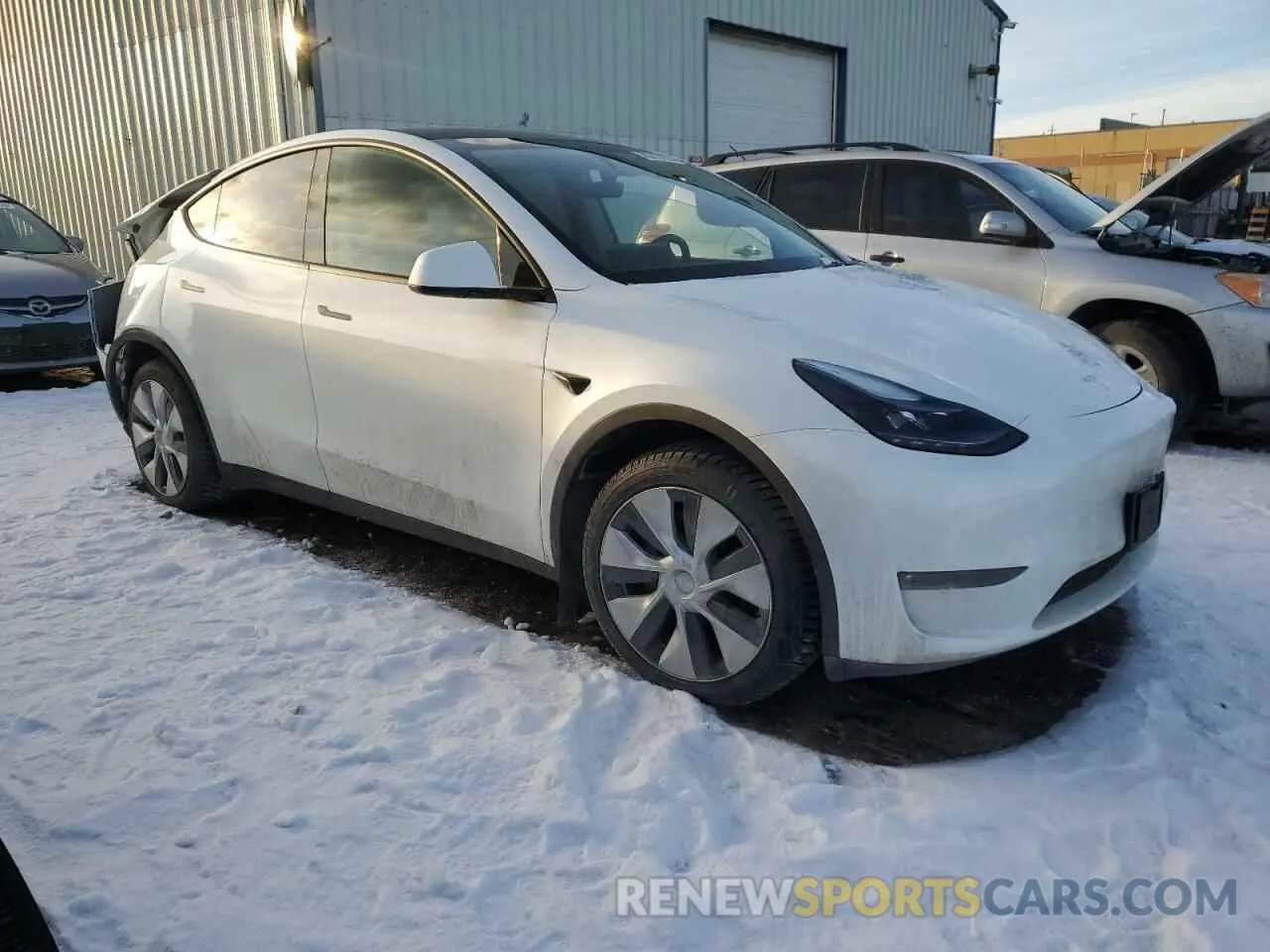 4 fotografías del automóvil dañado 7SAYGDEE4RF079118 TESLA MODEL Y 2024