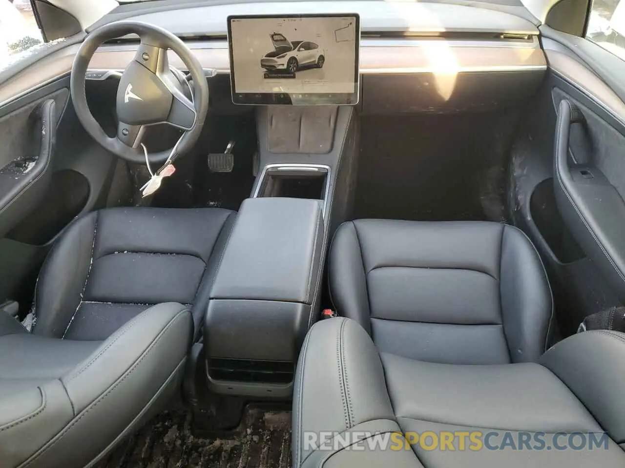 8 fotografías del automóvil dañado 7SAYGDEE4RF079118 TESLA MODEL Y 2024