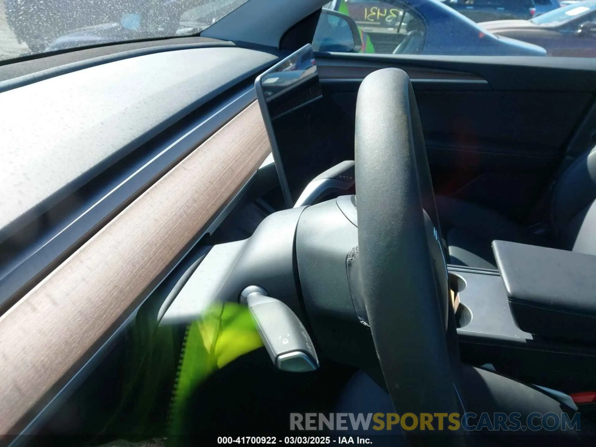 15 fotografías del automóvil dañado 7SAYGDEE4RF149457 TESLA MODEL Y 2024