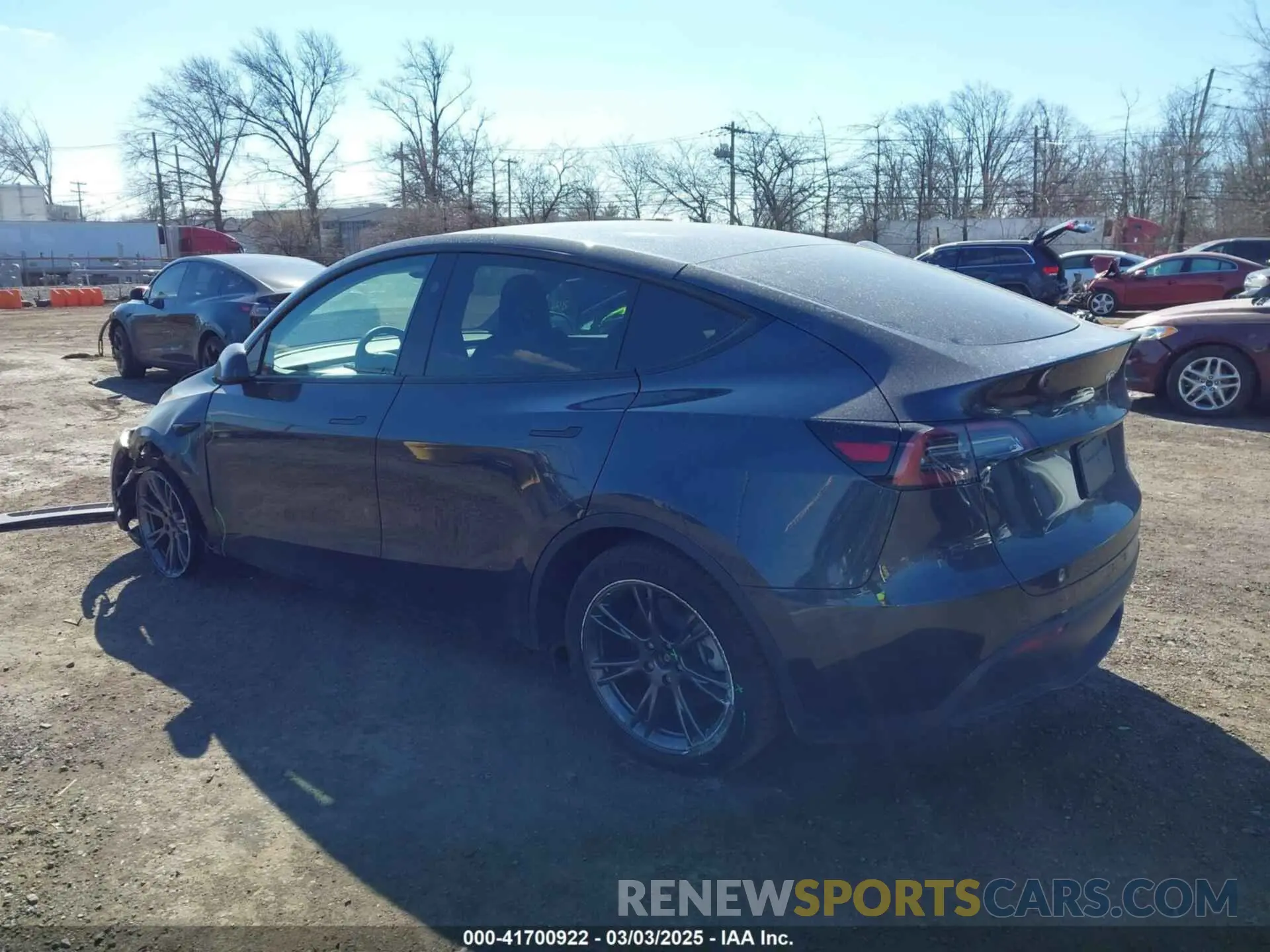 3 fotografías del automóvil dañado 7SAYGDEE4RF149457 TESLA MODEL Y 2024