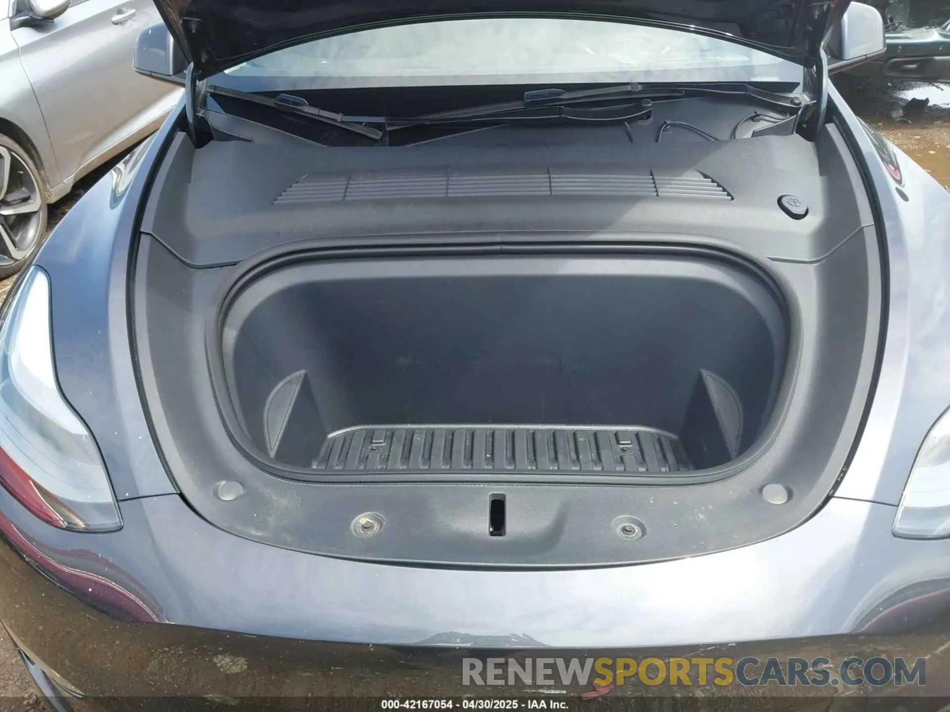 10 fotografías del automóvil dañado 7SAYGDEE5RA224759 TESLA MODEL Y 2024
