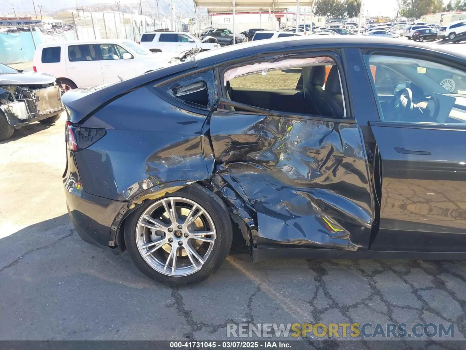 20 fotografías del automóvil dañado 7SAYGDEE5RF003424 TESLA MODEL Y 2024
