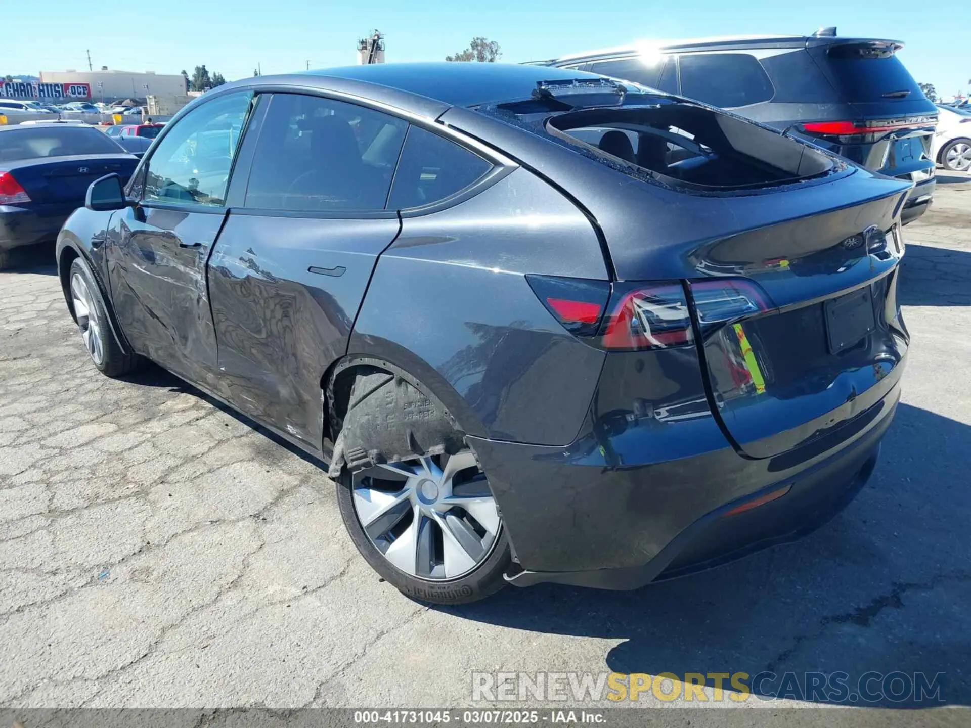 3 fotografías del automóvil dañado 7SAYGDEE5RF003424 TESLA MODEL Y 2024