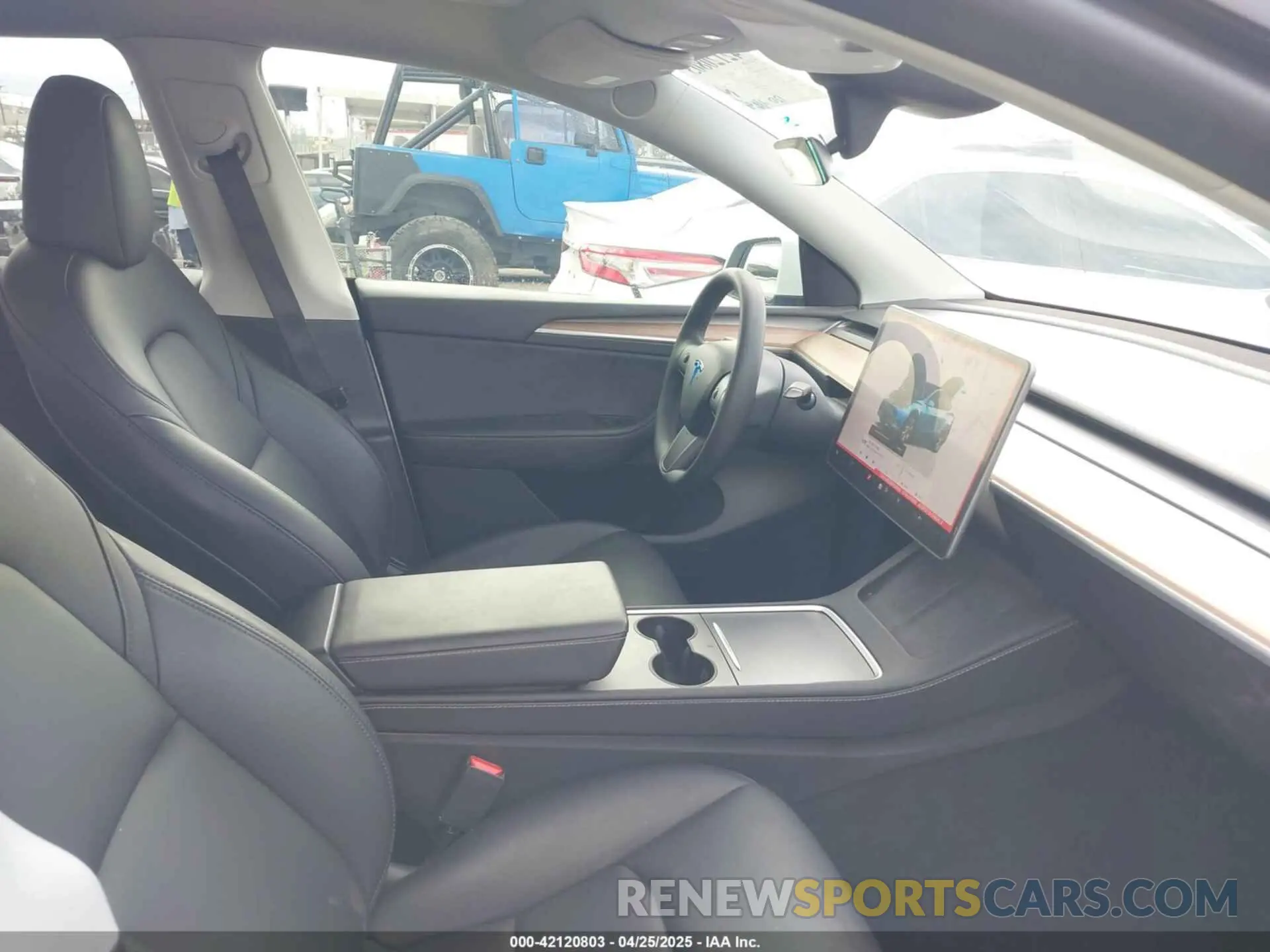 5 fotografías del automóvil dañado 7SAYGDEE5RF036018 TESLA MODEL Y 2024