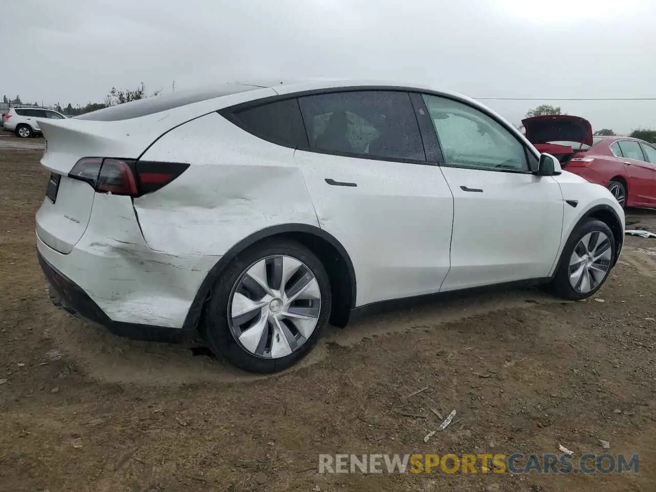 3 fotografías del automóvil dañado 7SAYGDEE5RF075756 TESLA MODEL Y 2024