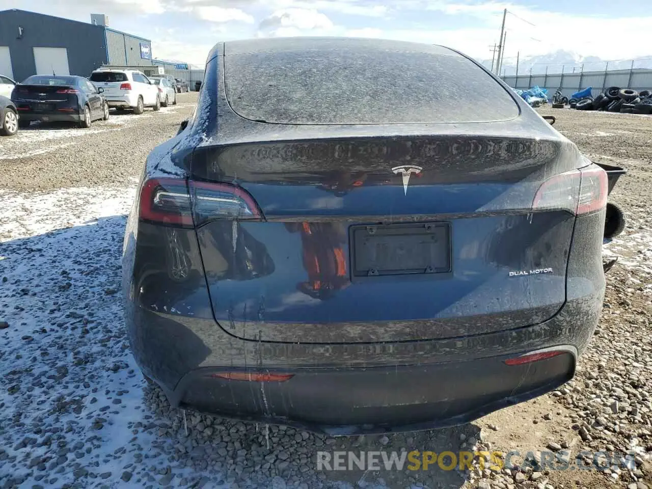 6 fotografías del automóvil dañado 7SAYGDEE5RF114359 TESLA MODEL Y 2024