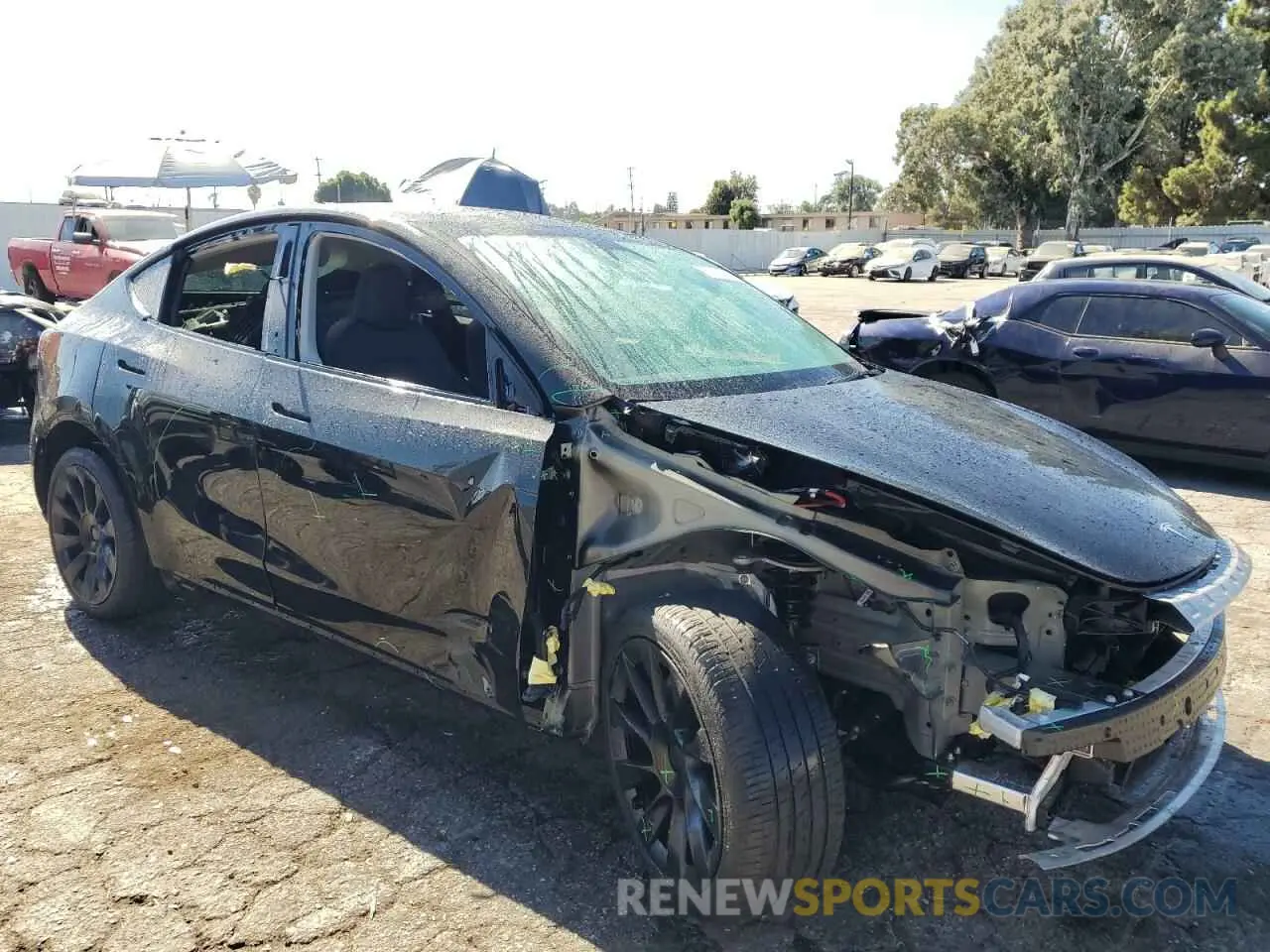 4 fotografías del automóvil dañado 7SAYGDEE6RA215519 TESLA MODEL Y 2024