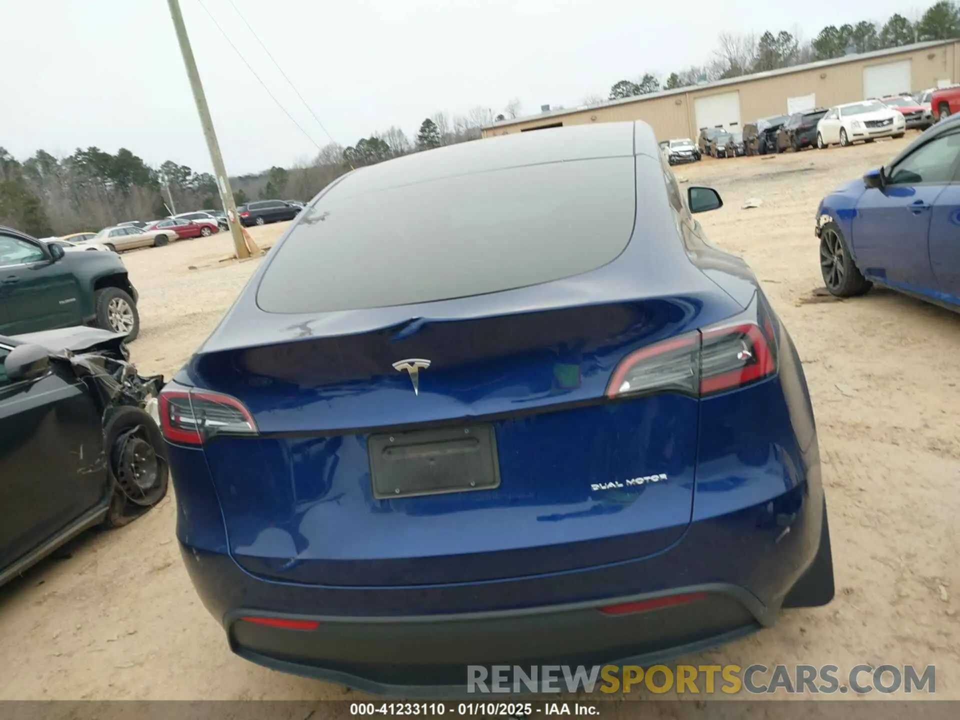 17 fotografías del automóvil dañado 7SAYGDEE6RA282945 TESLA MODEL Y 2024