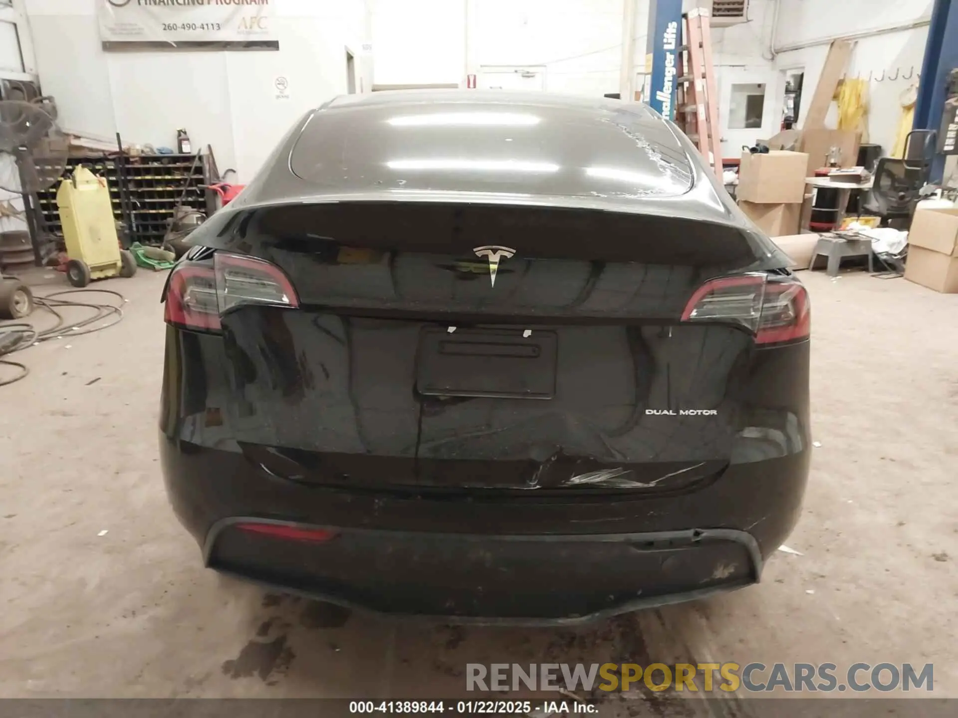 15 fotografías del automóvil dañado 7SAYGDEE6RA288826 TESLA MODEL Y 2024