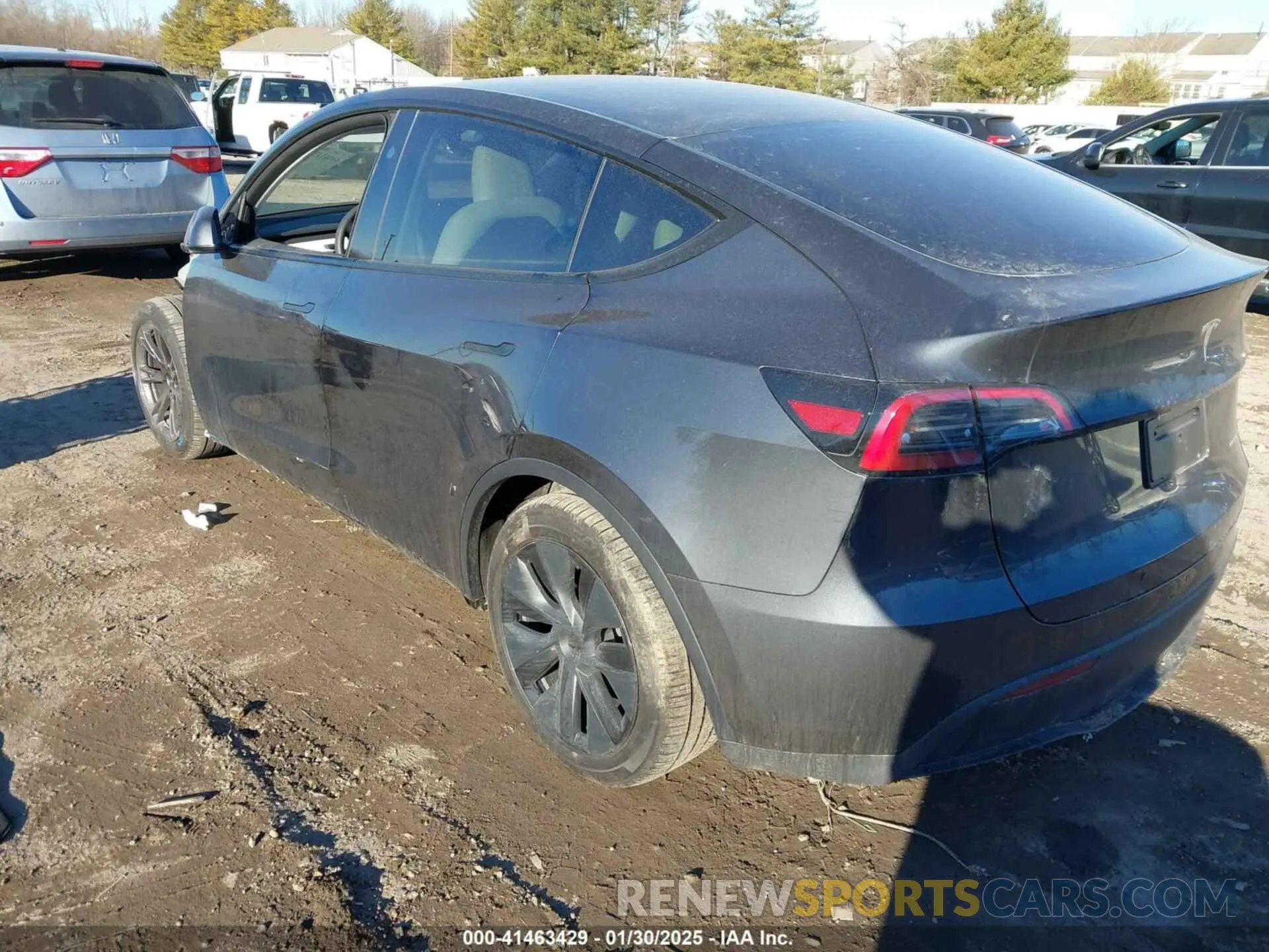 3 fotografías del automóvil dañado 7SAYGDEE6RA321453 TESLA MODEL Y 2024