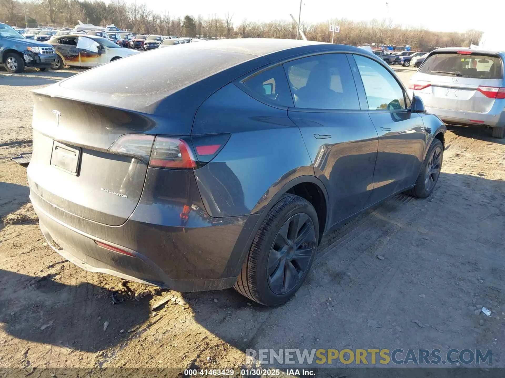 4 fotografías del automóvil dañado 7SAYGDEE6RA321453 TESLA MODEL Y 2024