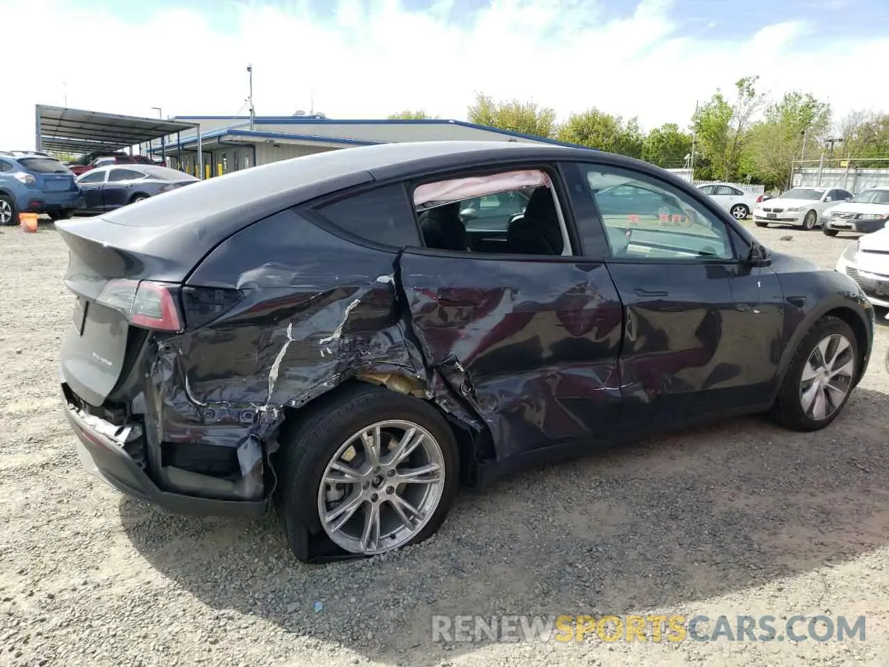 3 fotografías del automóvil dañado 7SAYGDEE6RF009474 TESLA MODEL Y 2024