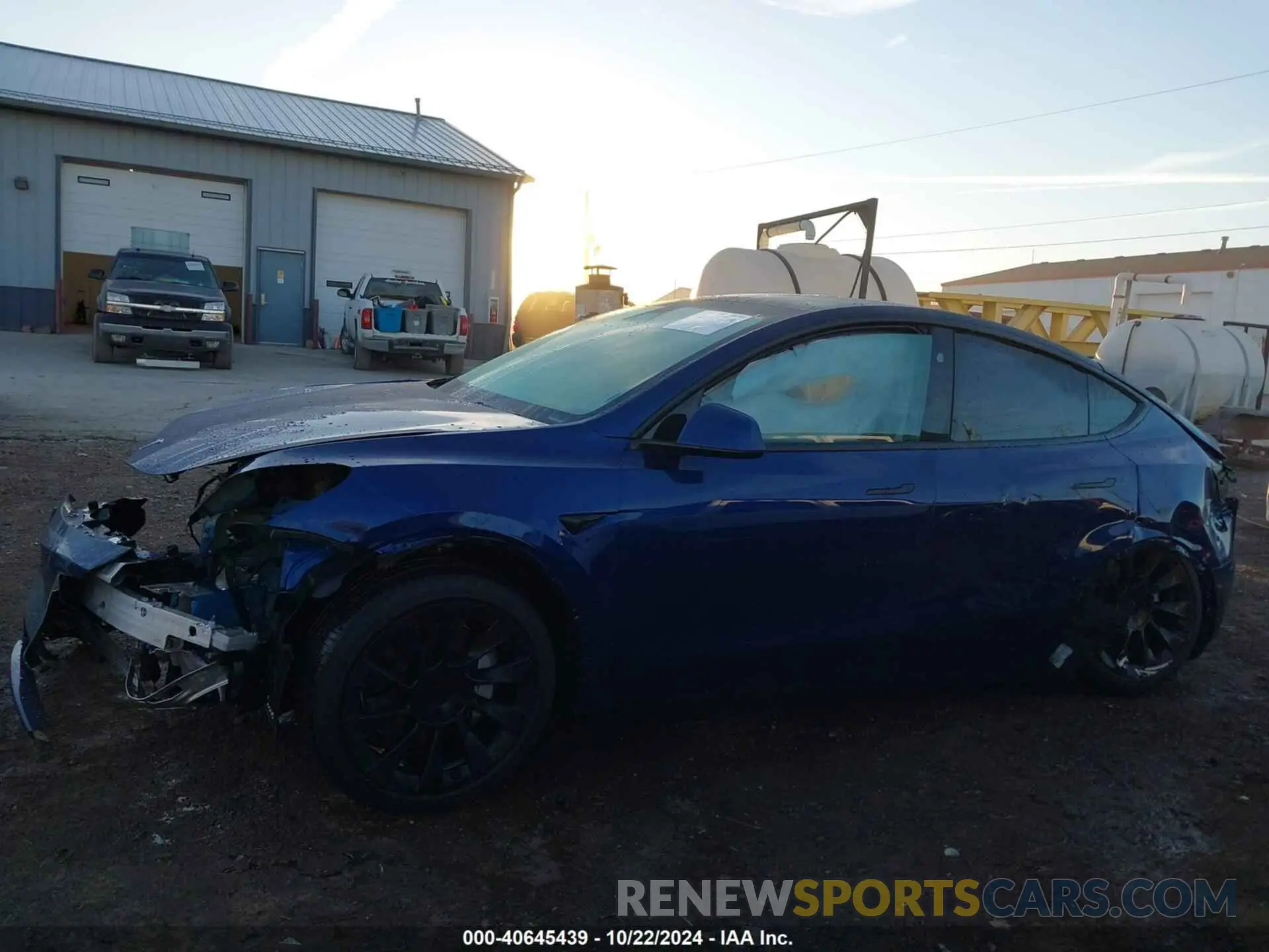 13 fotografías del automóvil dañado 7SAYGDEE6RF025741 TESLA MODEL Y 2024