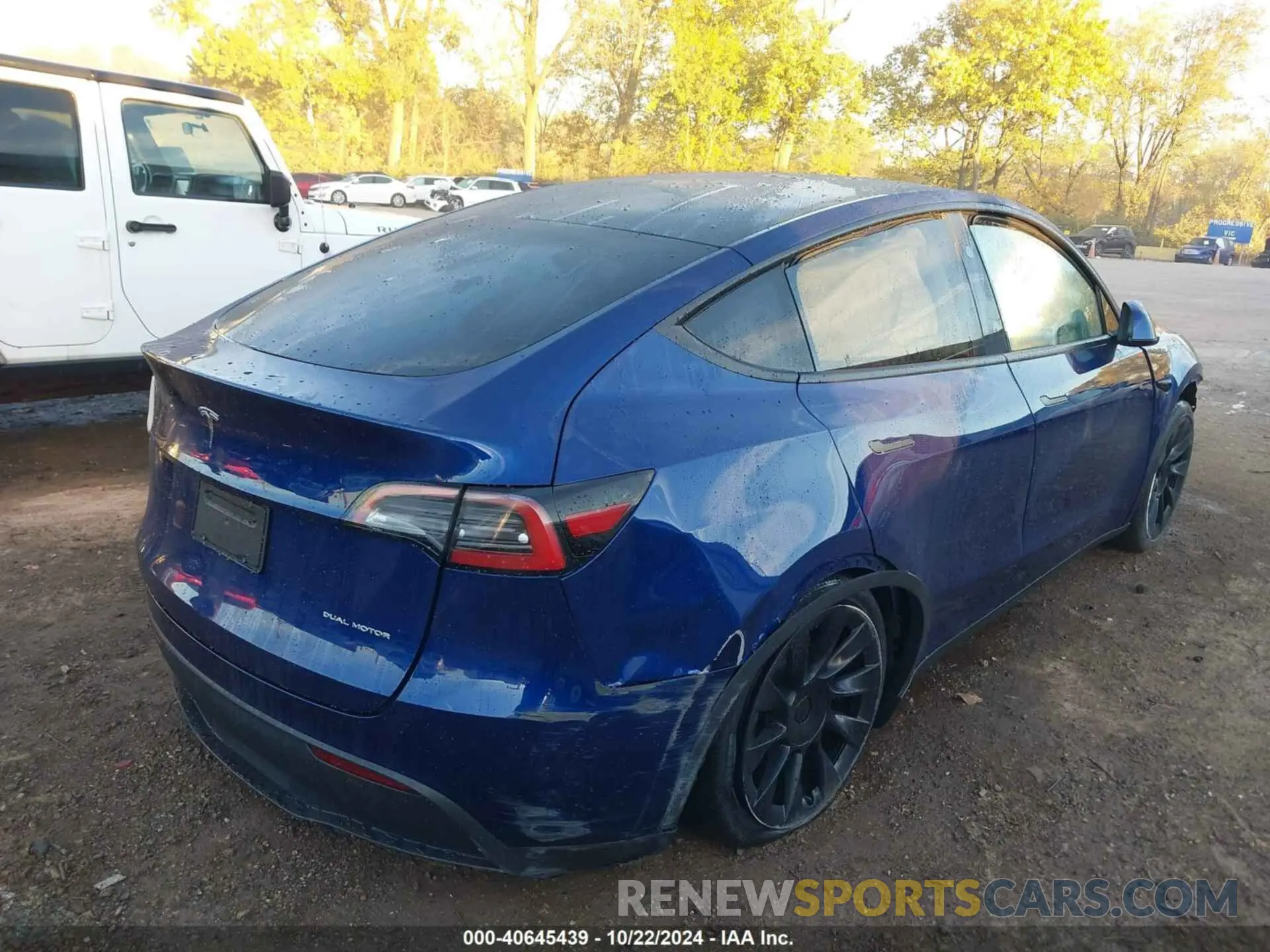 4 fotografías del automóvil dañado 7SAYGDEE6RF025741 TESLA MODEL Y 2024