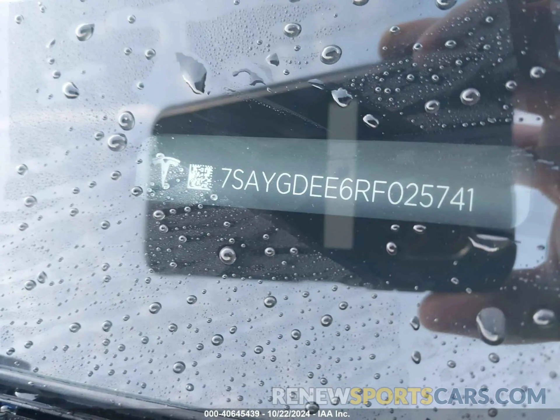 9 fotografías del automóvil dañado 7SAYGDEE6RF025741 TESLA MODEL Y 2024