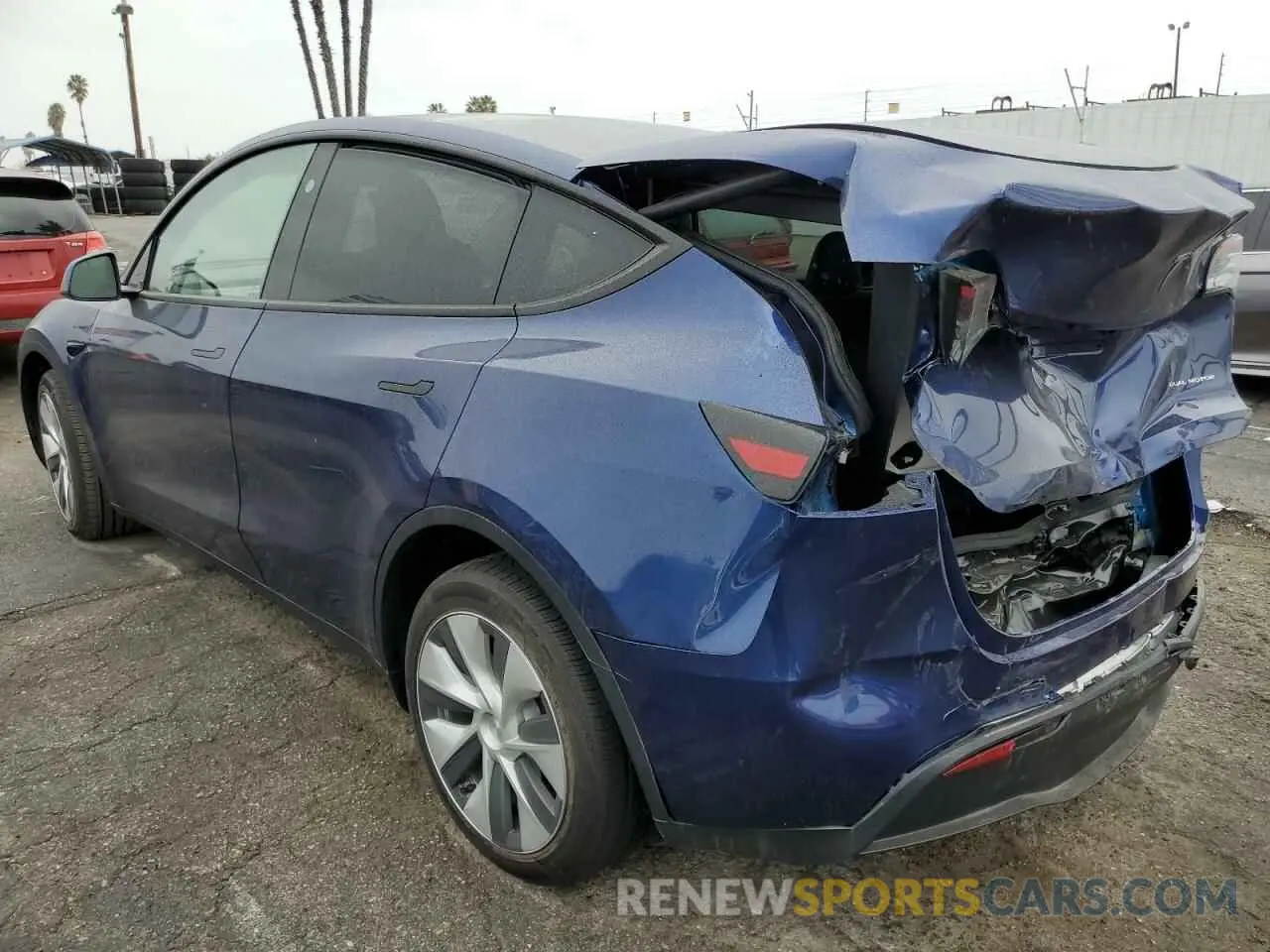2 fotografías del automóvil dañado 7SAYGDEE6RF060277 TESLA MODEL Y 2024