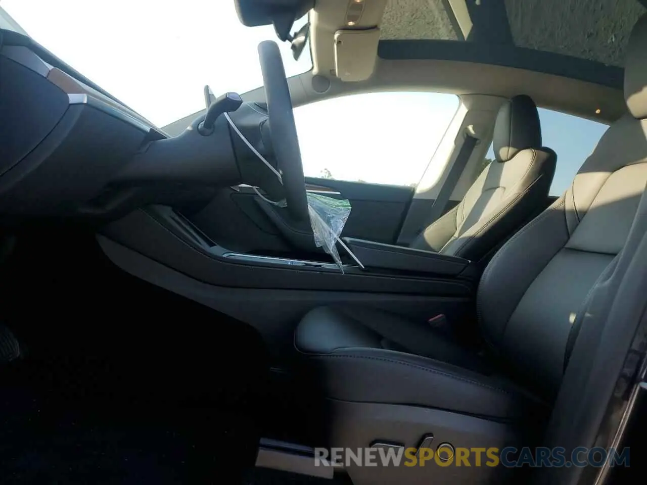 7 fotografías del automóvil dañado 7SAYGDEE6RF060859 TESLA MODEL Y 2024