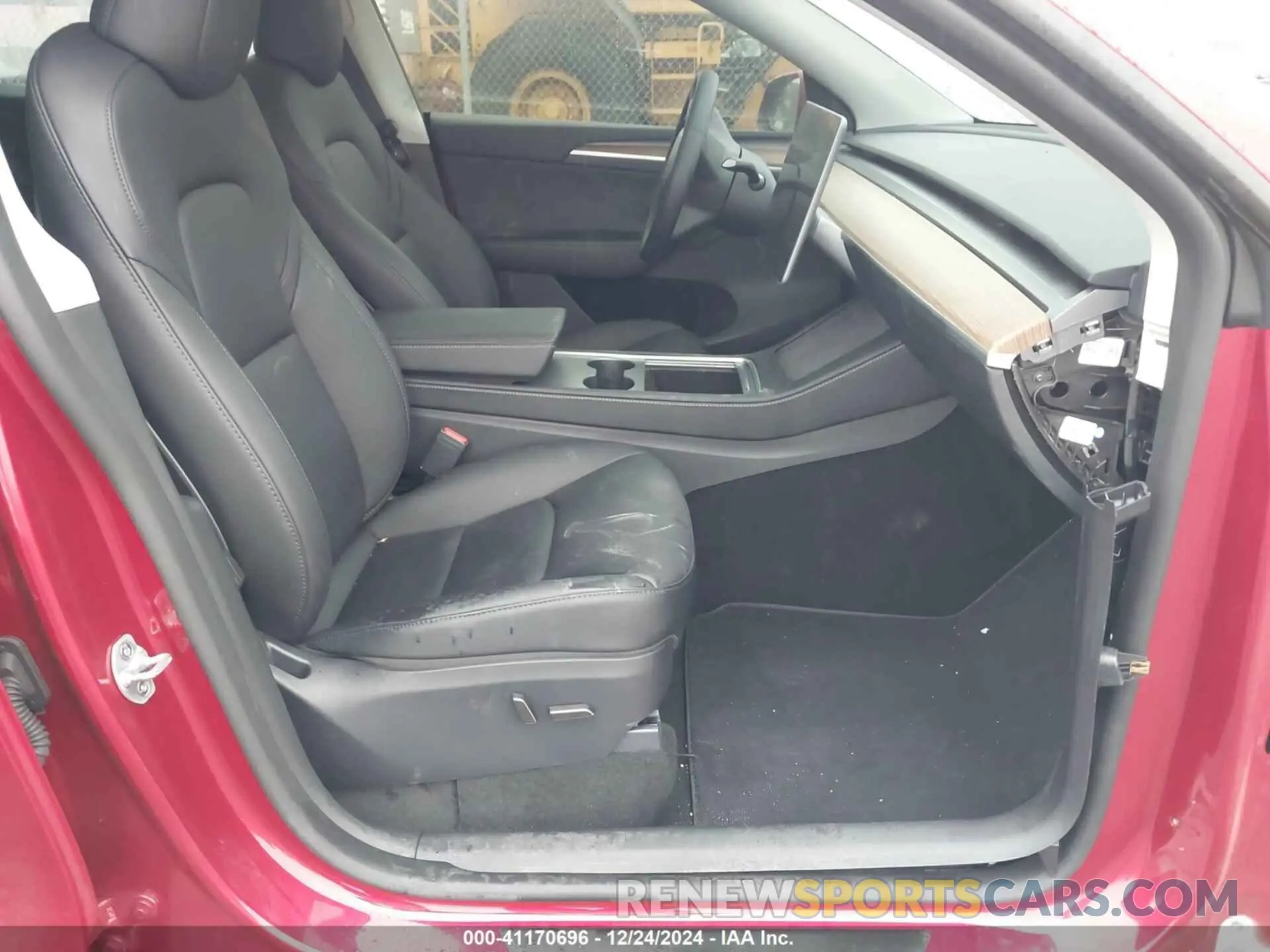 5 fotografías del automóvil dañado 7SAYGDEE6RF076107 TESLA MODEL Y 2024