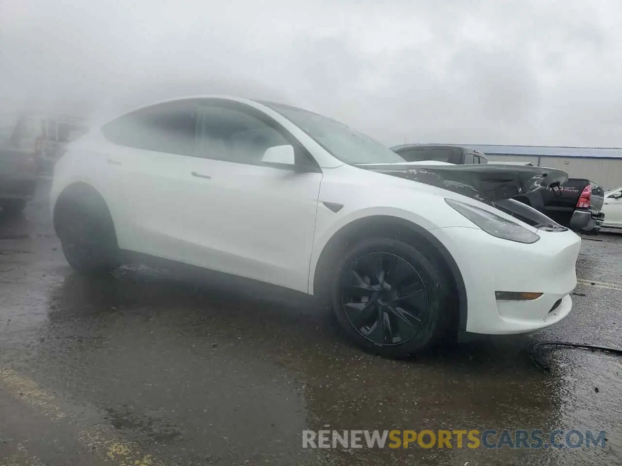 4 fotografías del automóvil dañado 7SAYGDEE6RF162372 TESLA MODEL Y 2024
