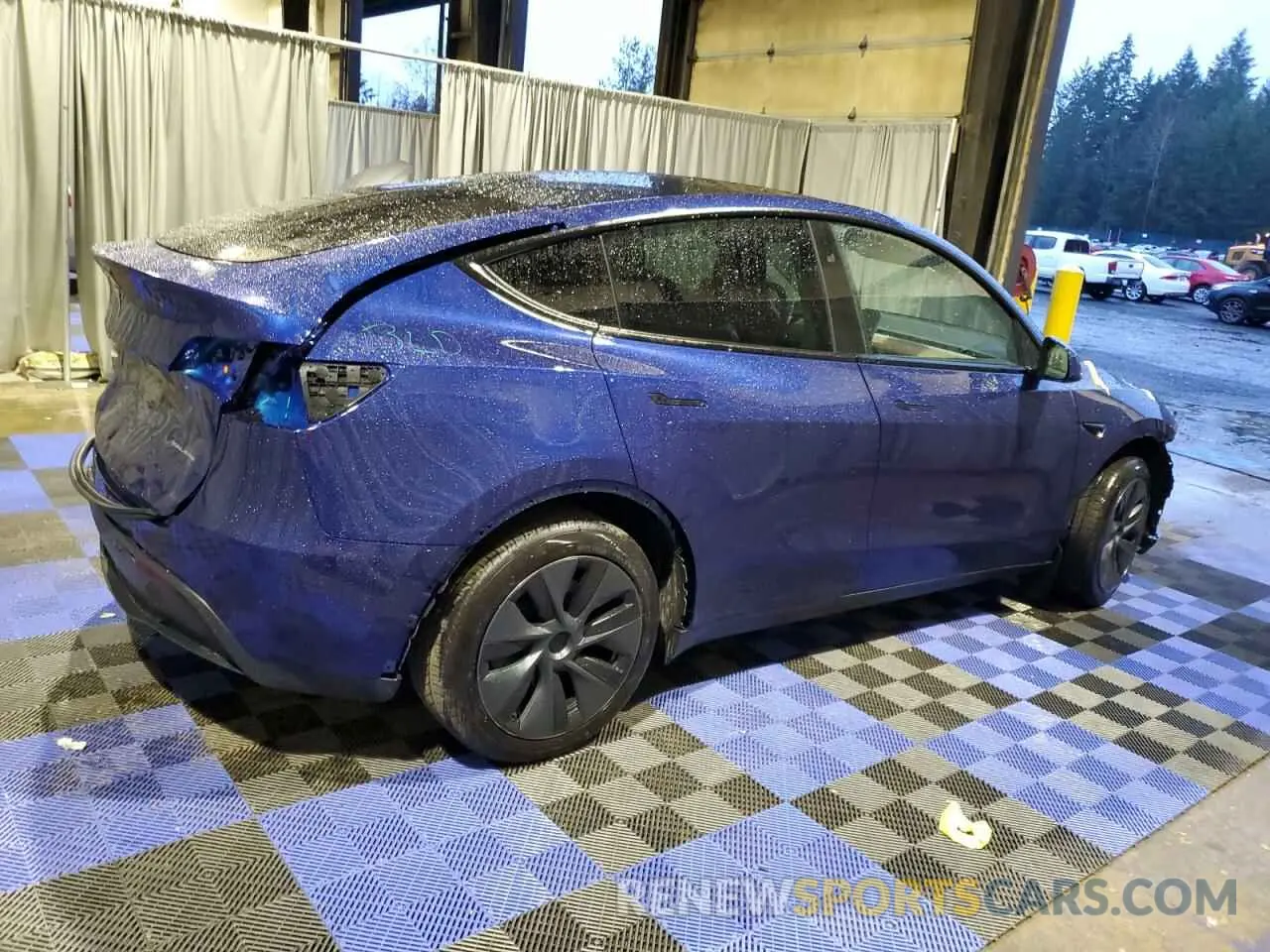 3 fotografías del automóvil dañado 7SAYGDEE6RF203020 TESLA MODEL Y 2024