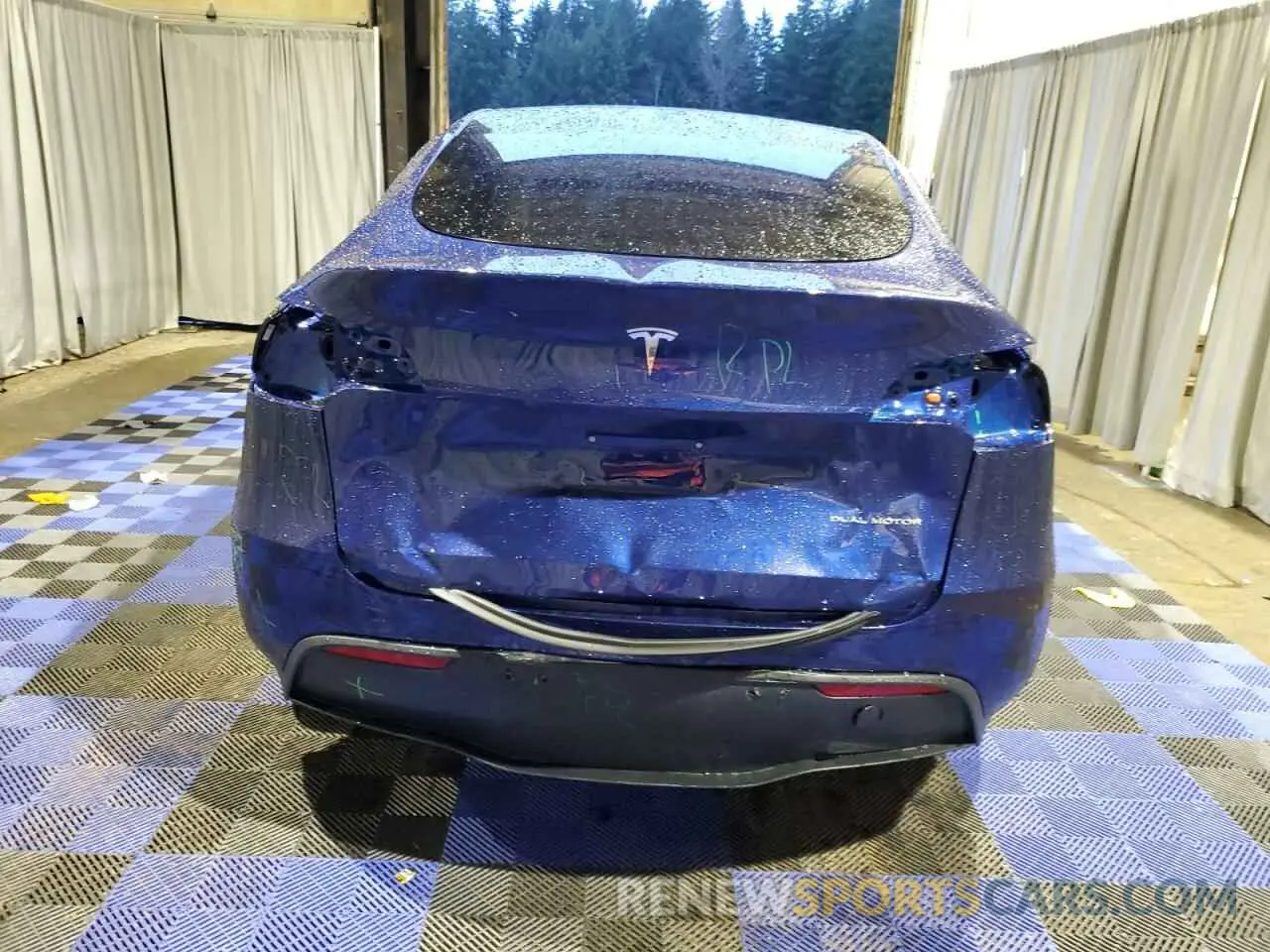 6 fotografías del automóvil dañado 7SAYGDEE6RF203020 TESLA MODEL Y 2024