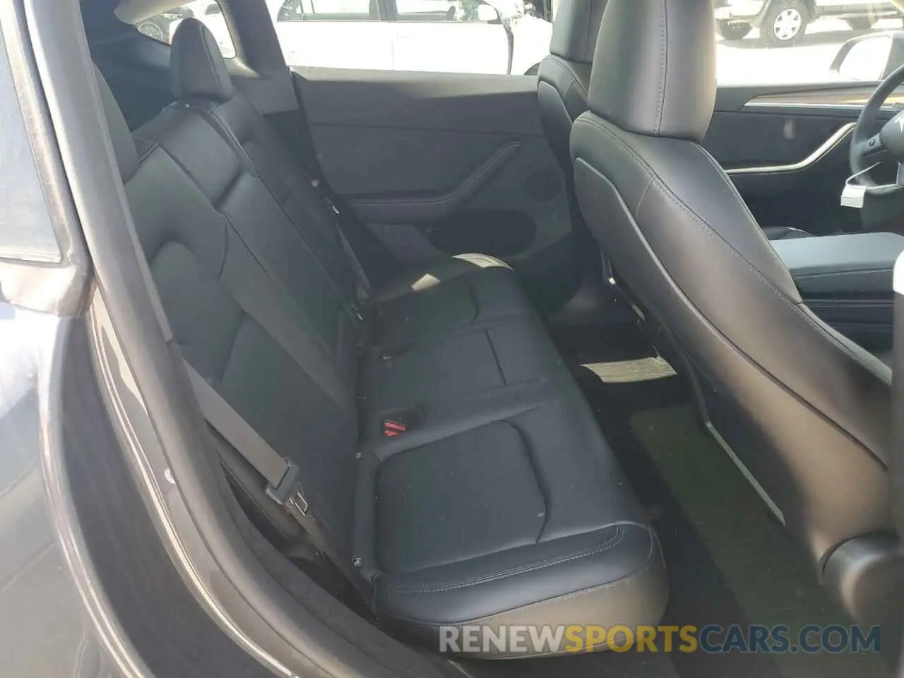 11 fotografías del automóvil dañado 7SAYGDEE7RA216985 TESLA MODEL Y 2024