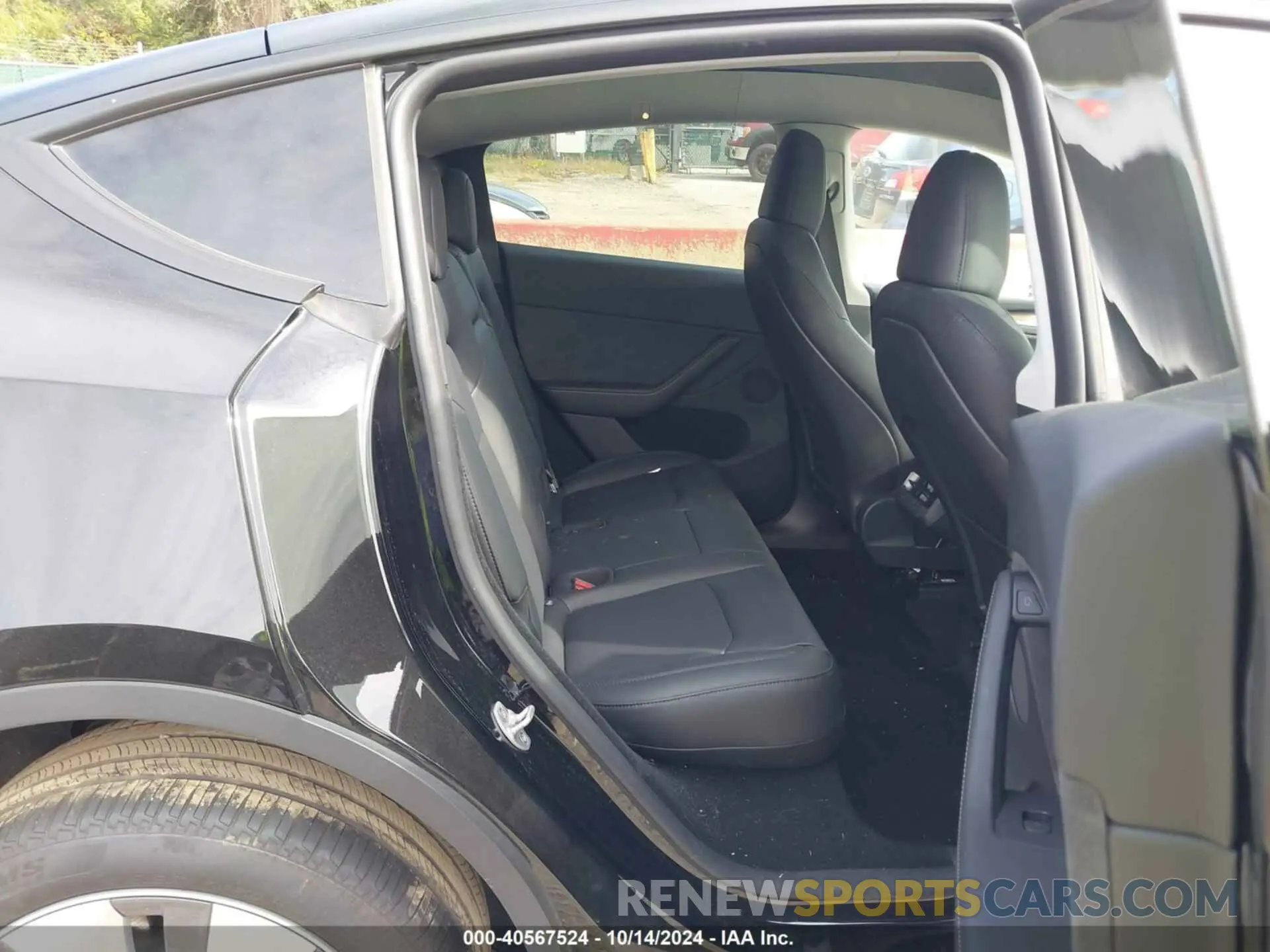 8 fotografías del automóvil dañado 7SAYGDEE7RA235097 TESLA MODEL Y 2024