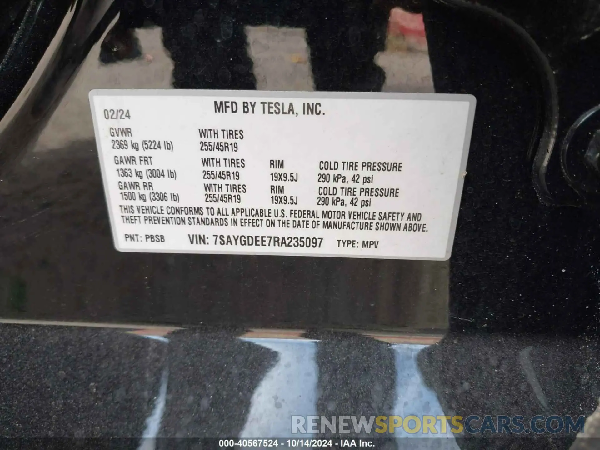 9 fotografías del automóvil dañado 7SAYGDEE7RA235097 TESLA MODEL Y 2024