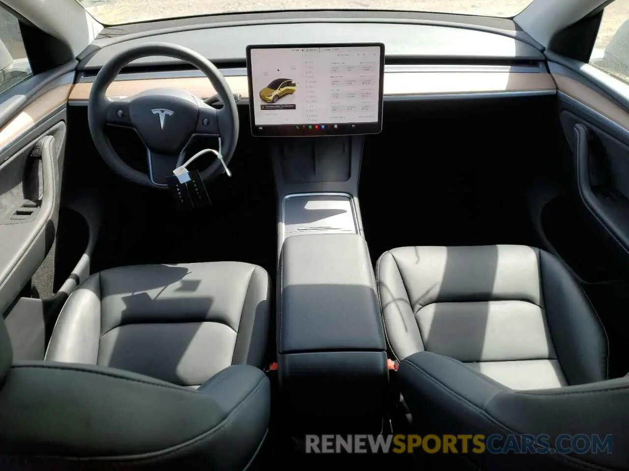 8 fotografías del automóvil dañado 7SAYGDEE7RA288057 TESLA MODEL Y 2024