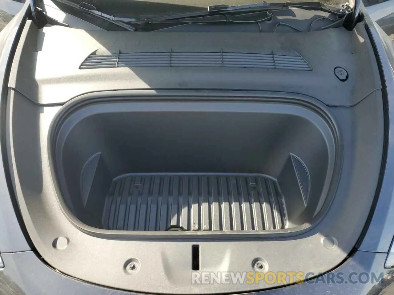 12 fotografías del automóvil dañado 7SAYGDEE7RA307013 TESLA MODEL Y 2024