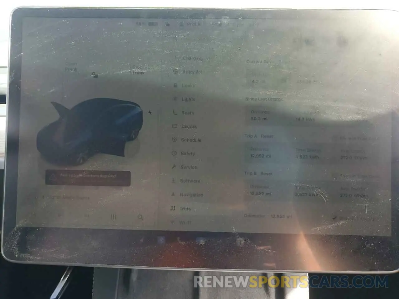 9 fotografías del automóvil dañado 7SAYGDEE7RA307013 TESLA MODEL Y 2024