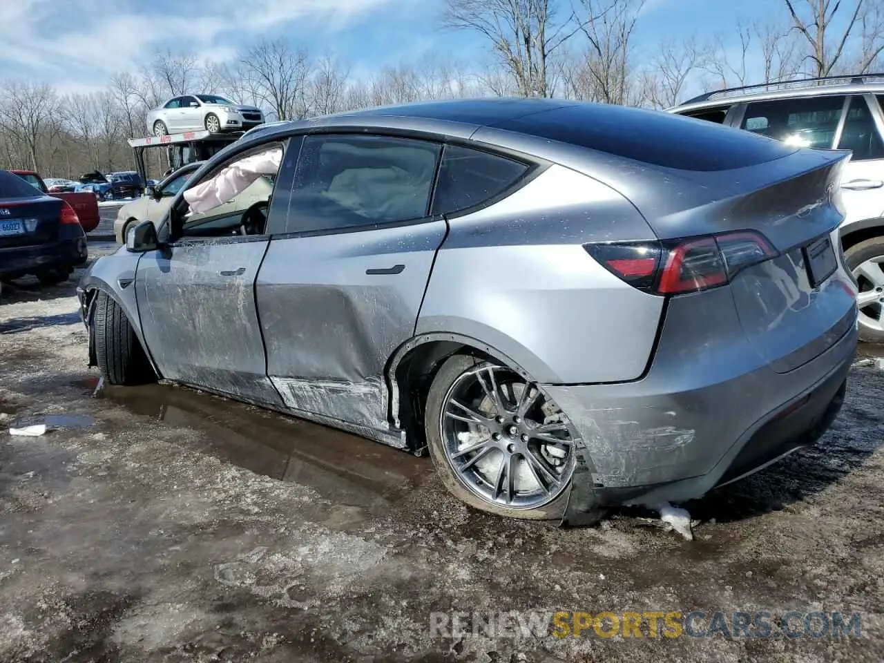 2 fotografías del automóvil dañado 7SAYGDEE7RA330095 TESLA MODEL Y 2024