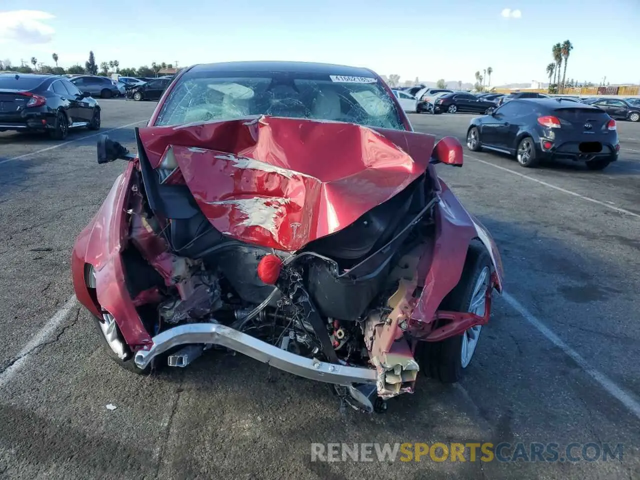 5 fotografías del automóvil dañado 7SAYGDEE7RF009984 TESLA MODEL Y 2024