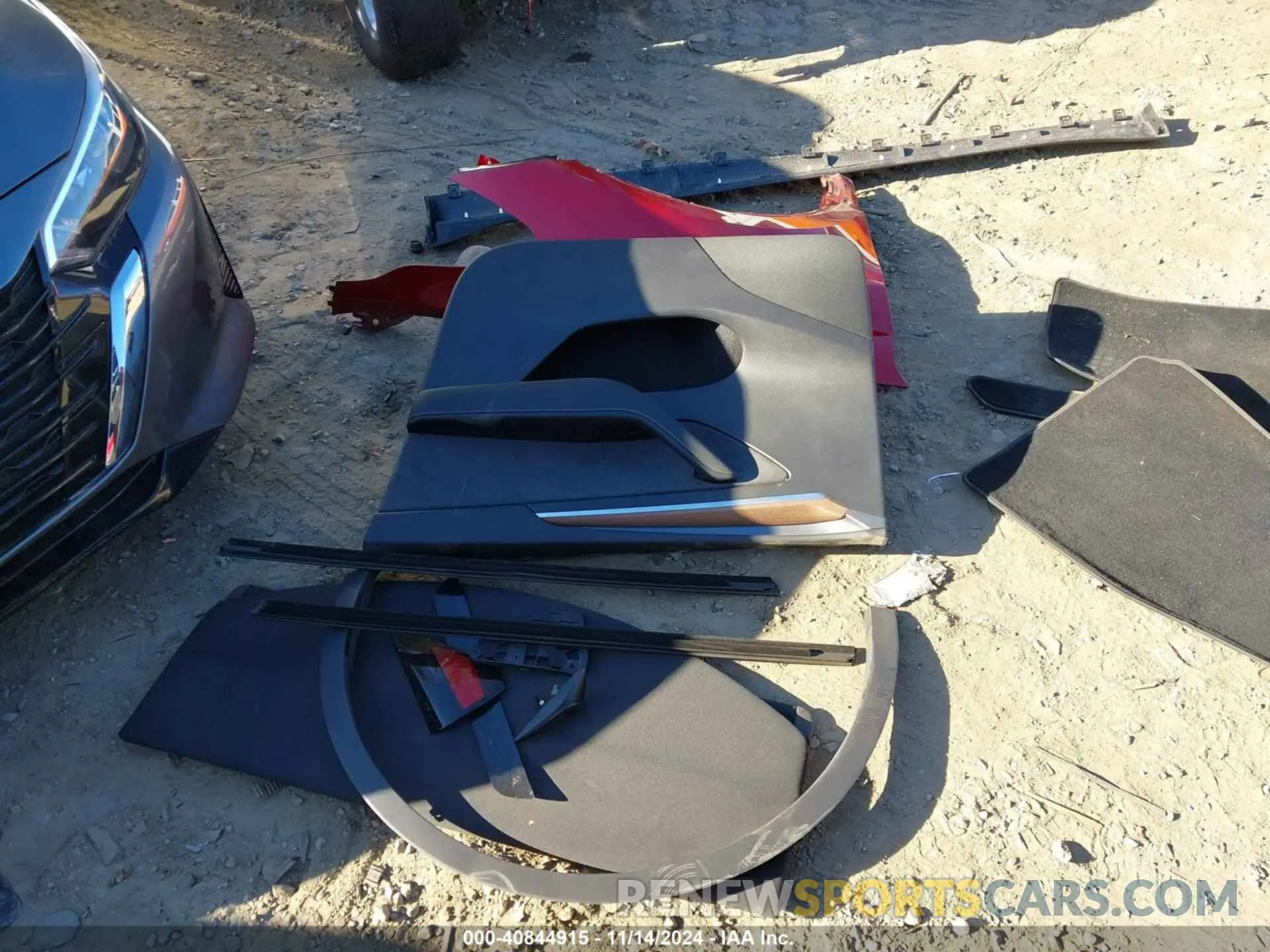 12 fotografías del automóvil dañado 7SAYGDEE7RF076522 TESLA MODEL Y 2024