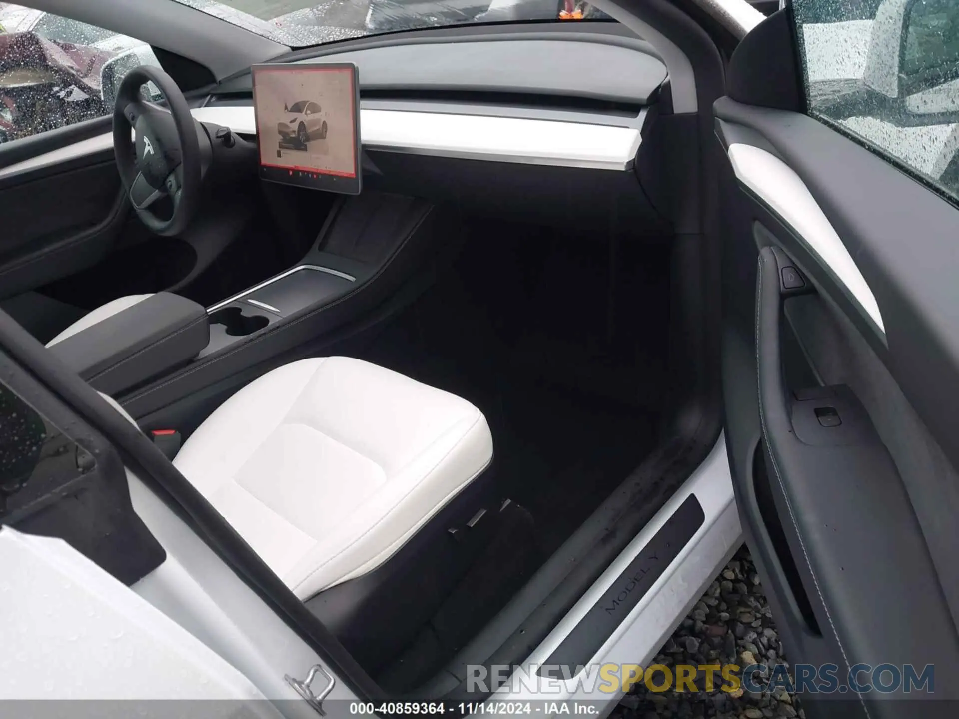 5 fotografías del automóvil dañado 7SAYGDEE7RF083700 TESLA MODEL Y 2024