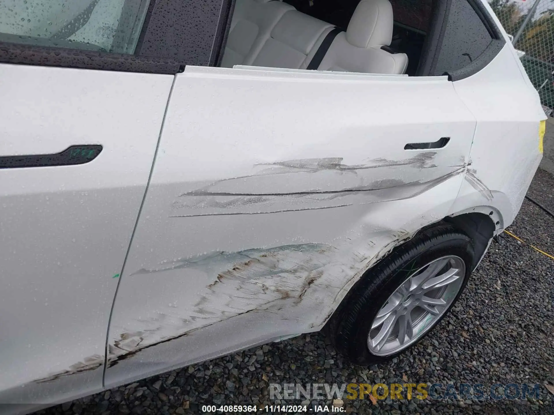 6 fotografías del automóvil dañado 7SAYGDEE7RF083700 TESLA MODEL Y 2024