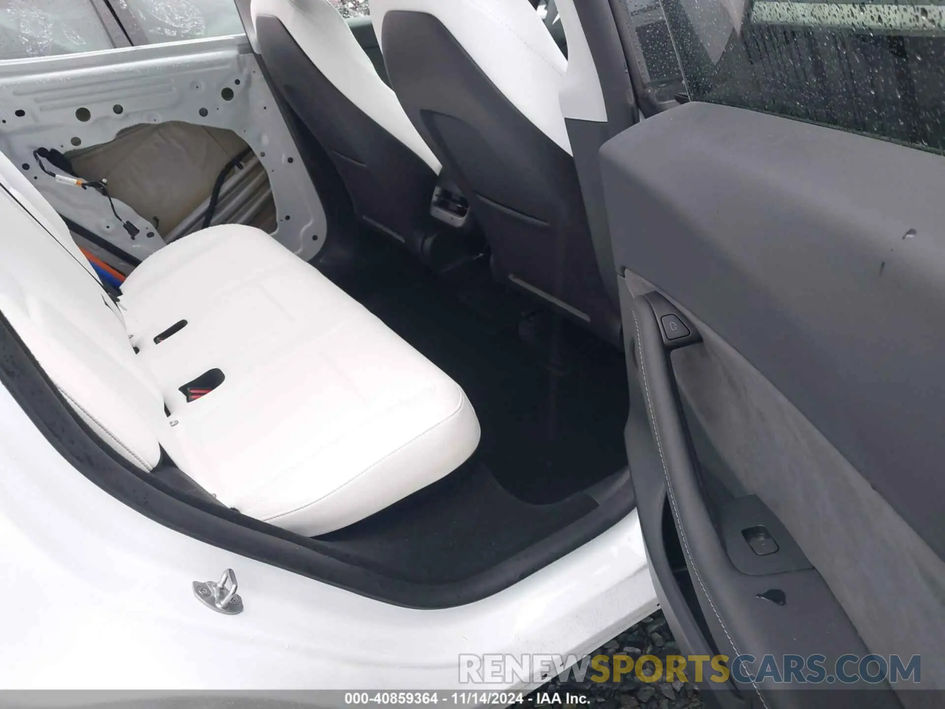 8 fotografías del automóvil dañado 7SAYGDEE7RF083700 TESLA MODEL Y 2024