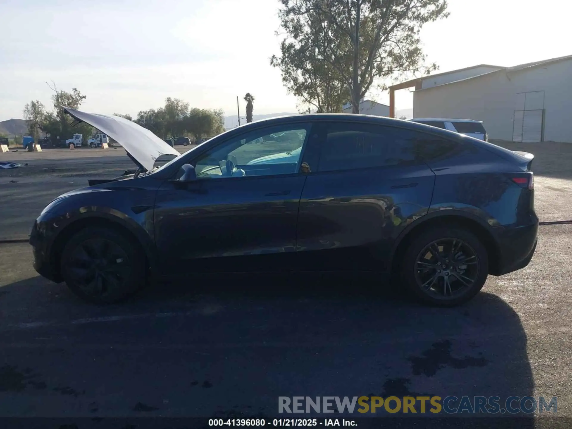 14 fotografías del automóvil dañado 7SAYGDEE7RF120759 TESLA MODEL Y 2024