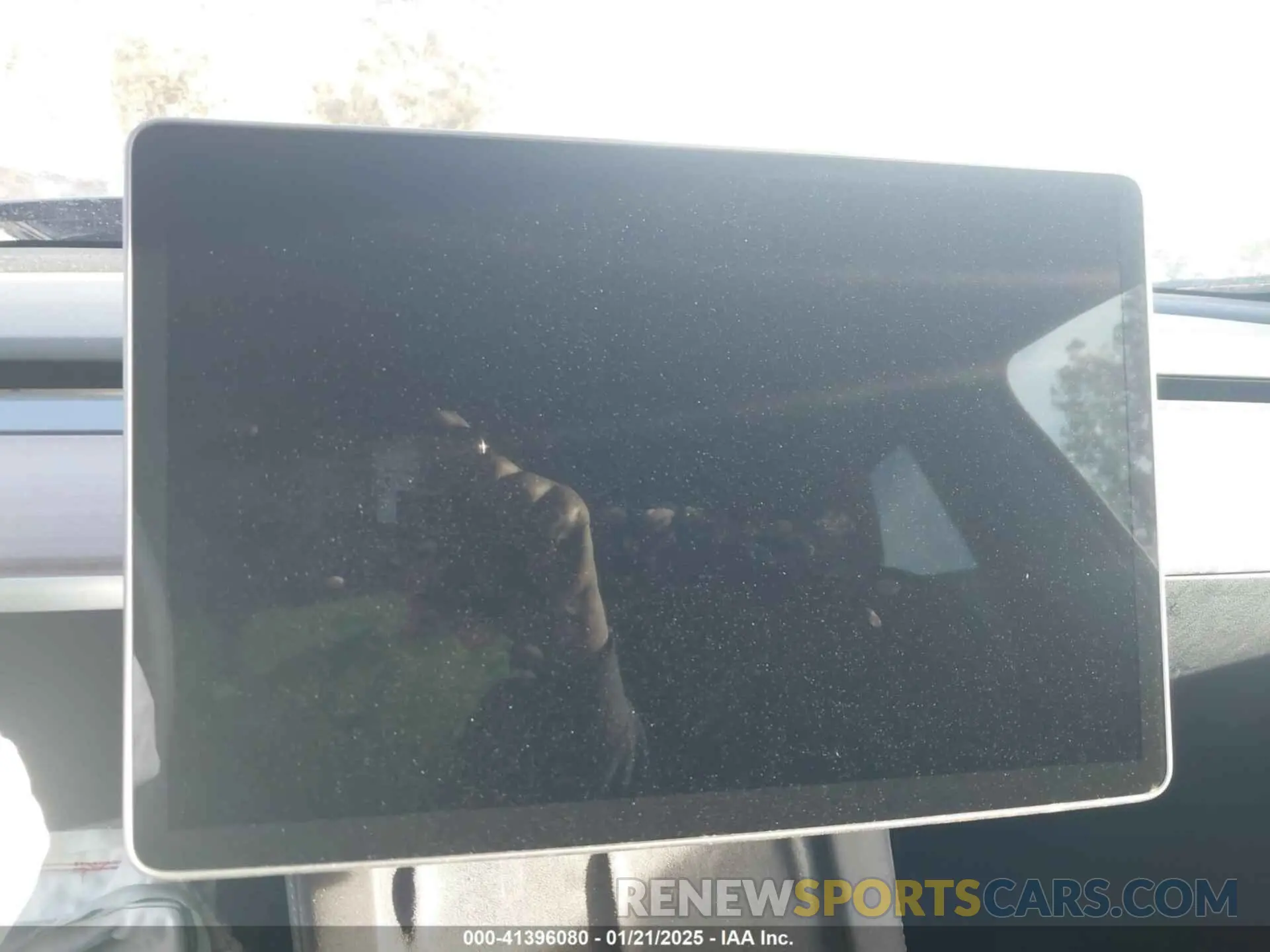 17 fotografías del automóvil dañado 7SAYGDEE7RF120759 TESLA MODEL Y 2024