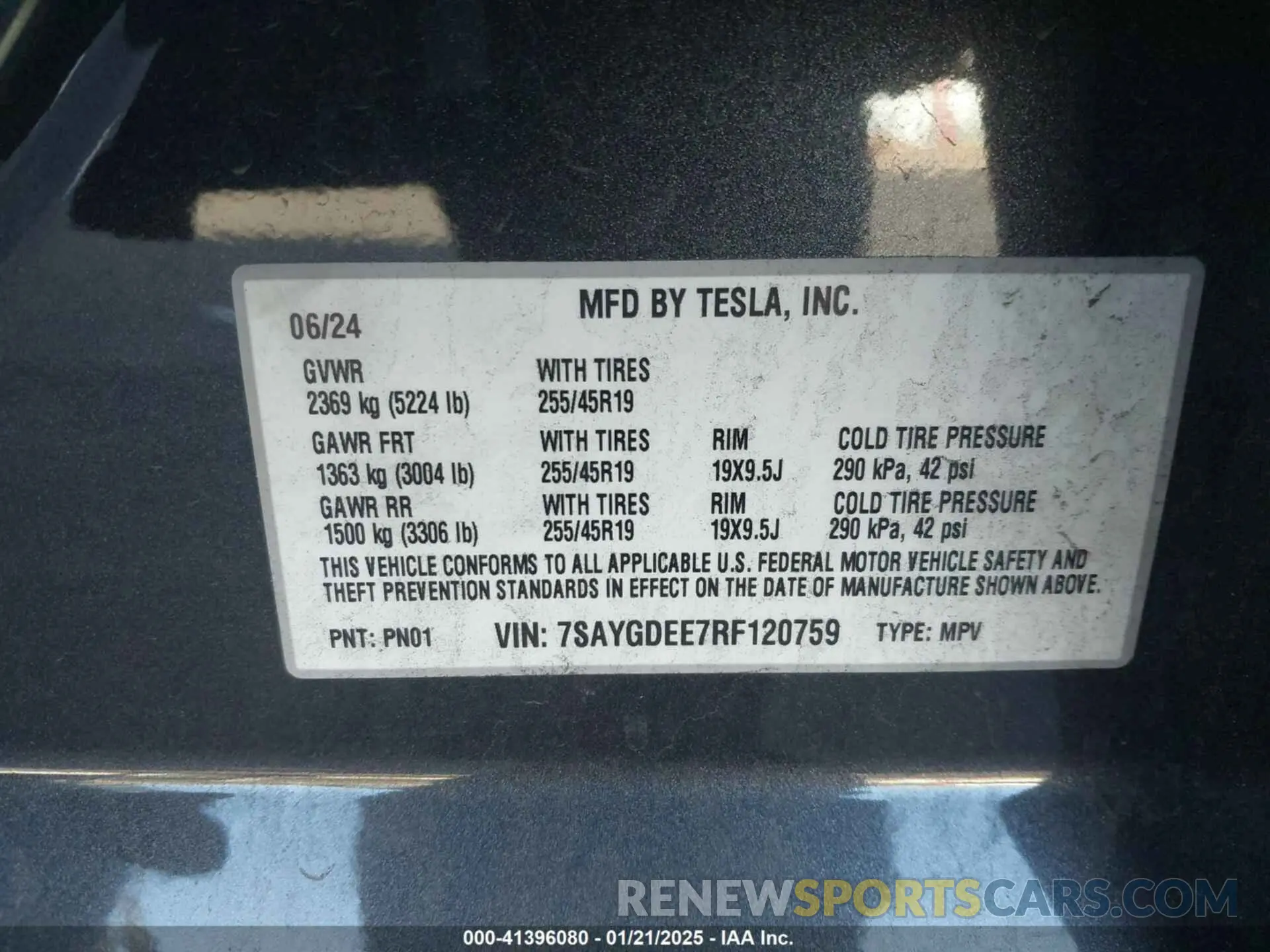 9 fotografías del automóvil dañado 7SAYGDEE7RF120759 TESLA MODEL Y 2024
